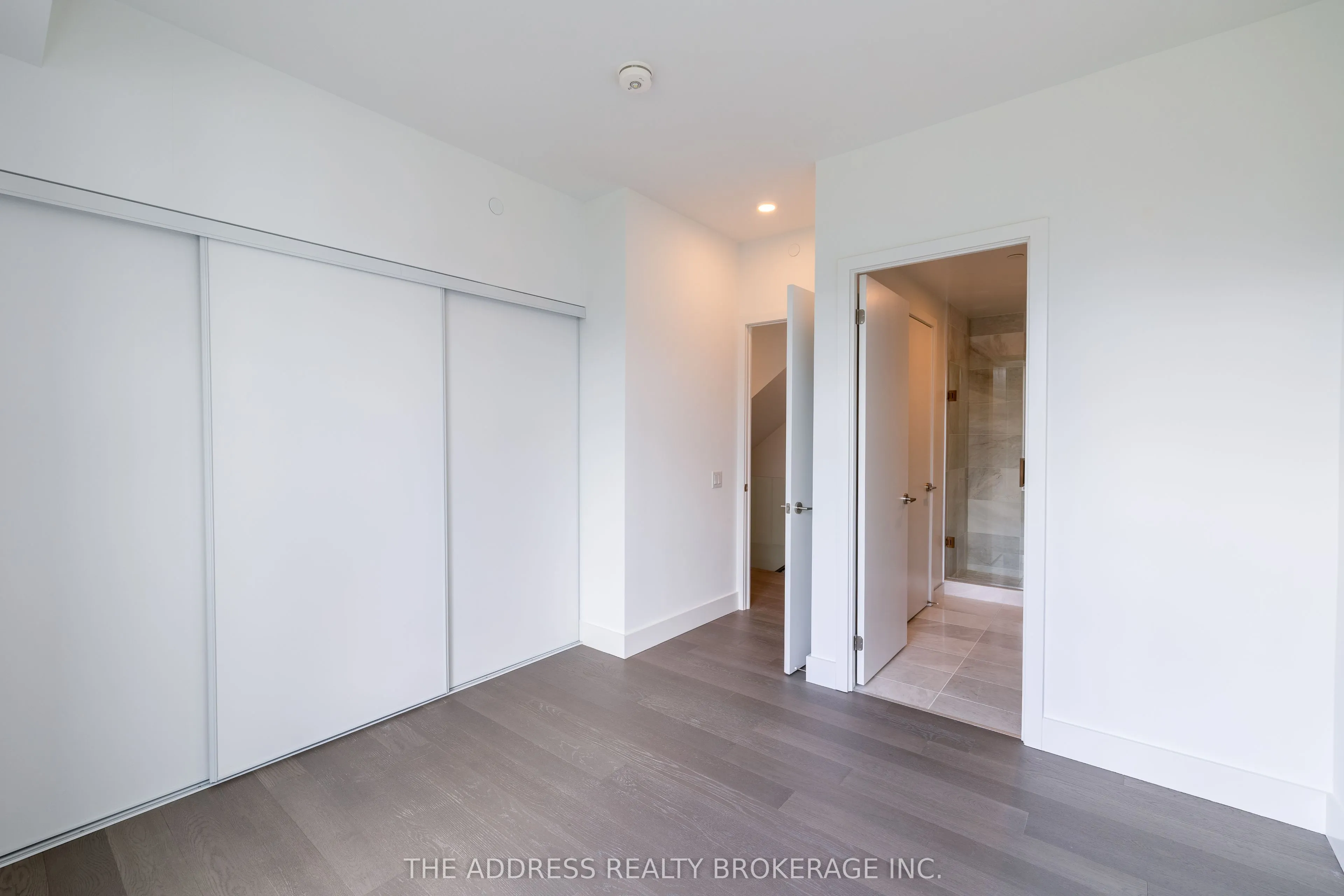 6 Greenbriar Road #TH11