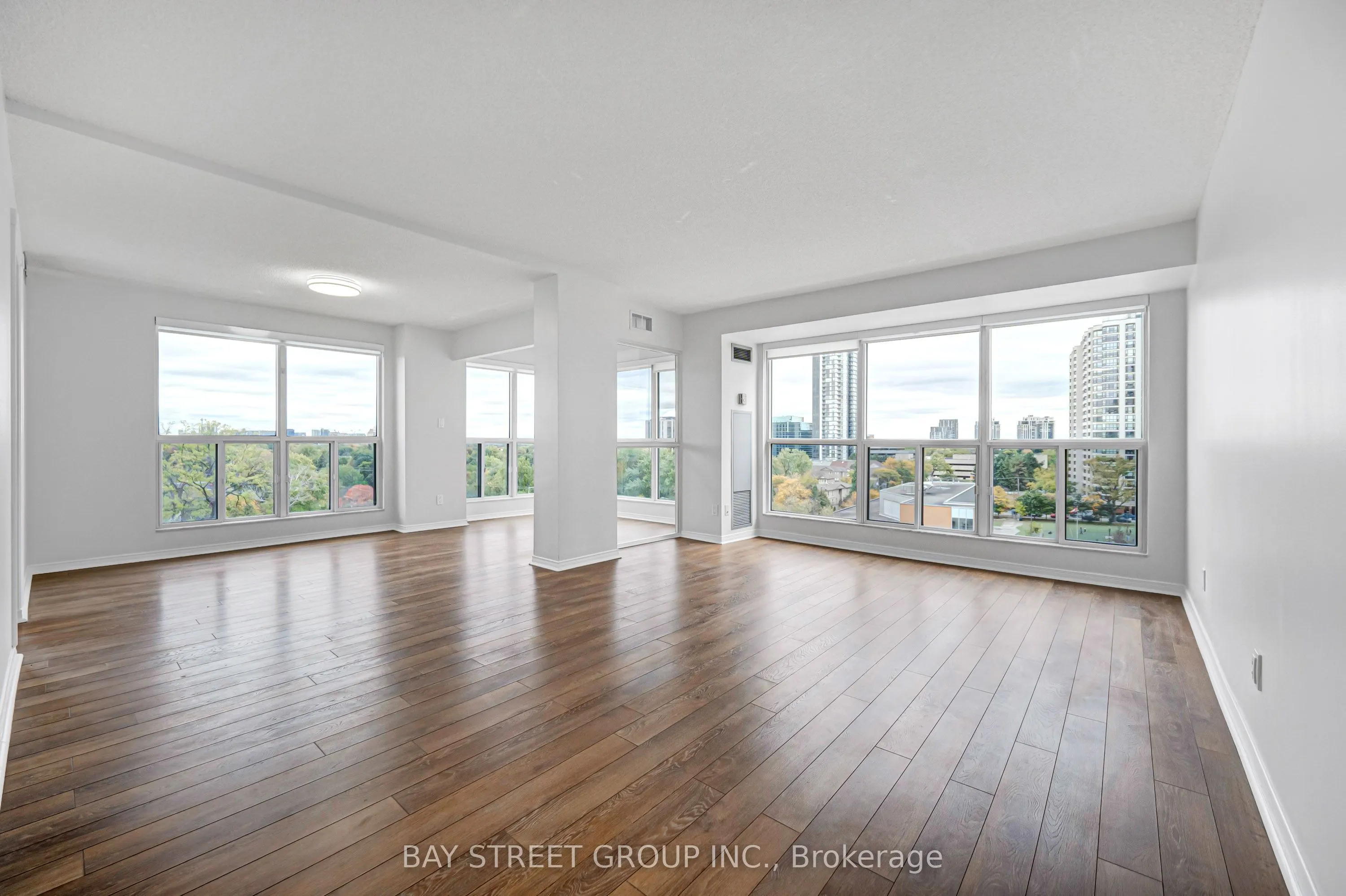 28 Hollywood Avenue #906