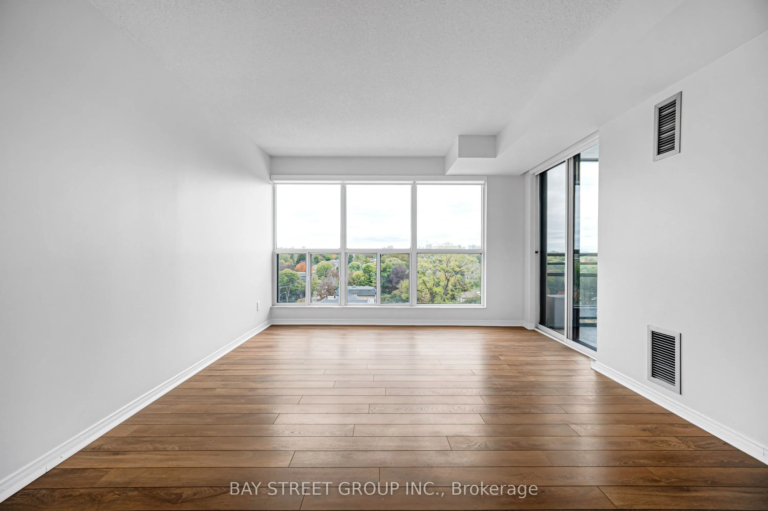 28 Hollywood Avenue #906