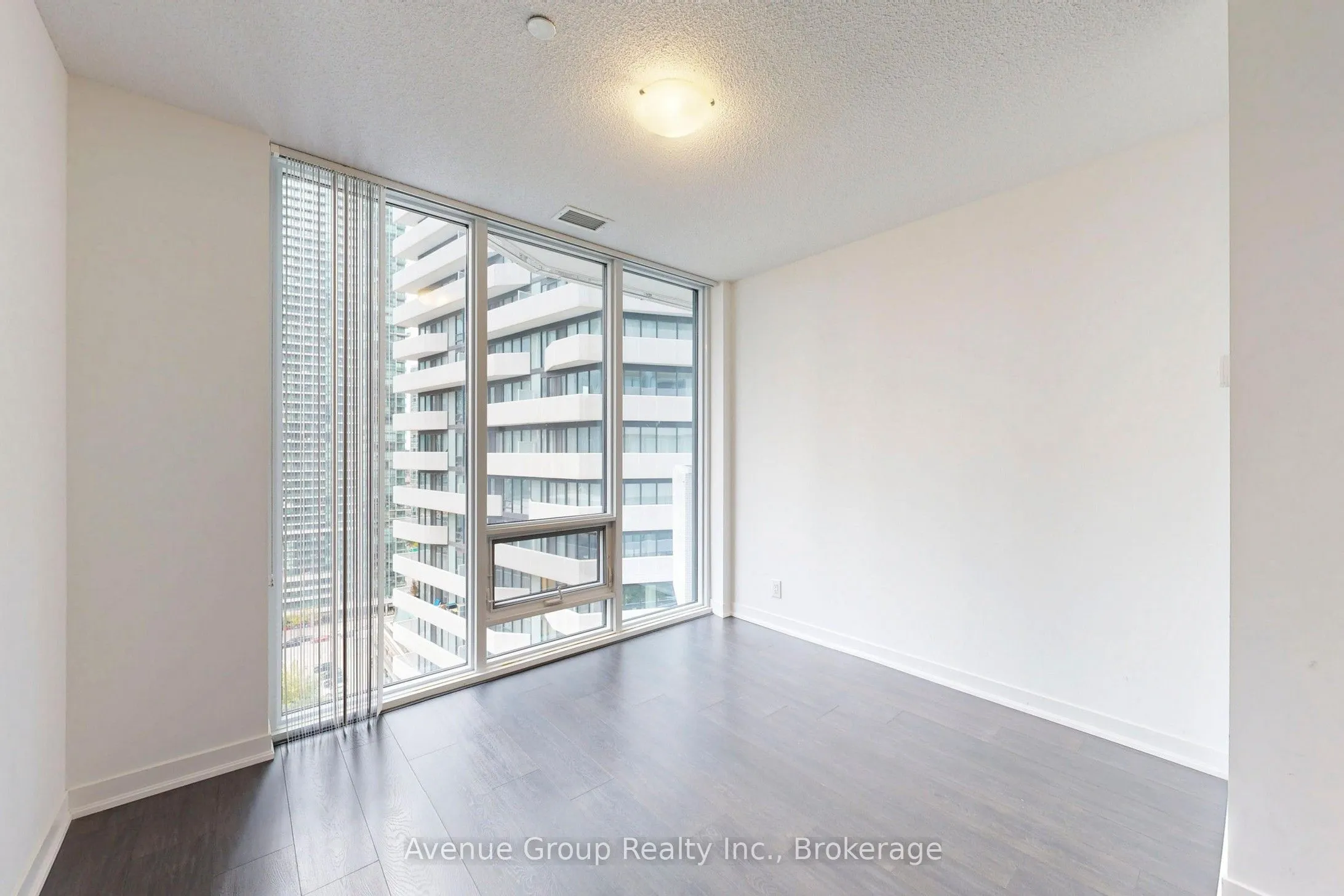 100 Harbour Street #1705