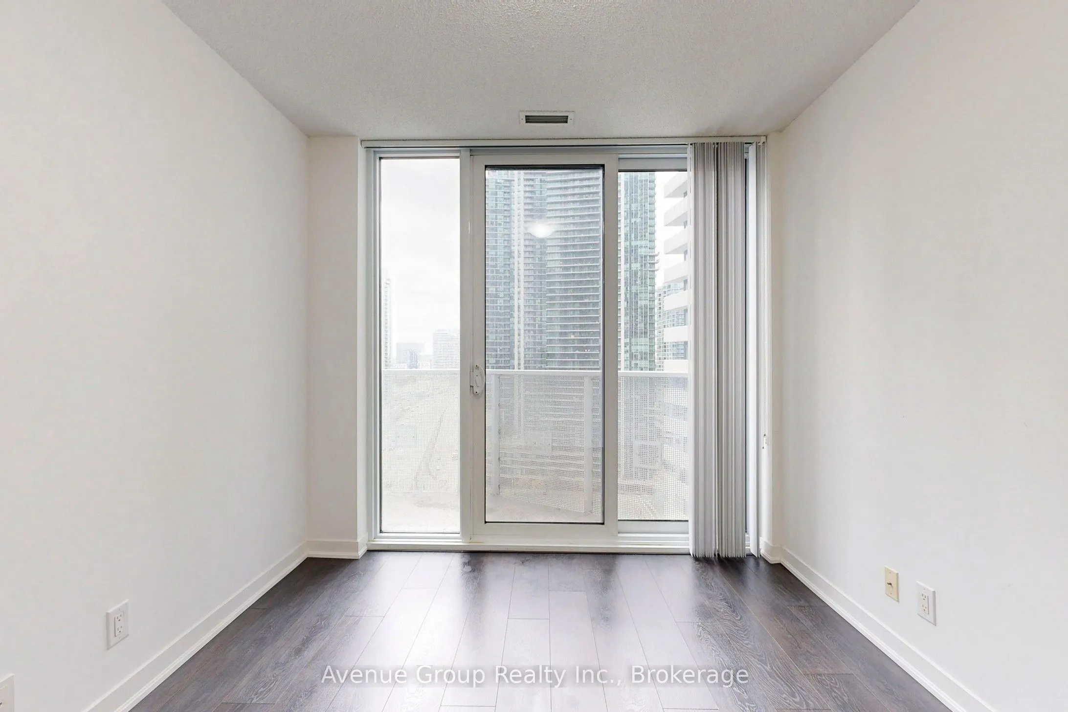 100 Harbour Street #1705