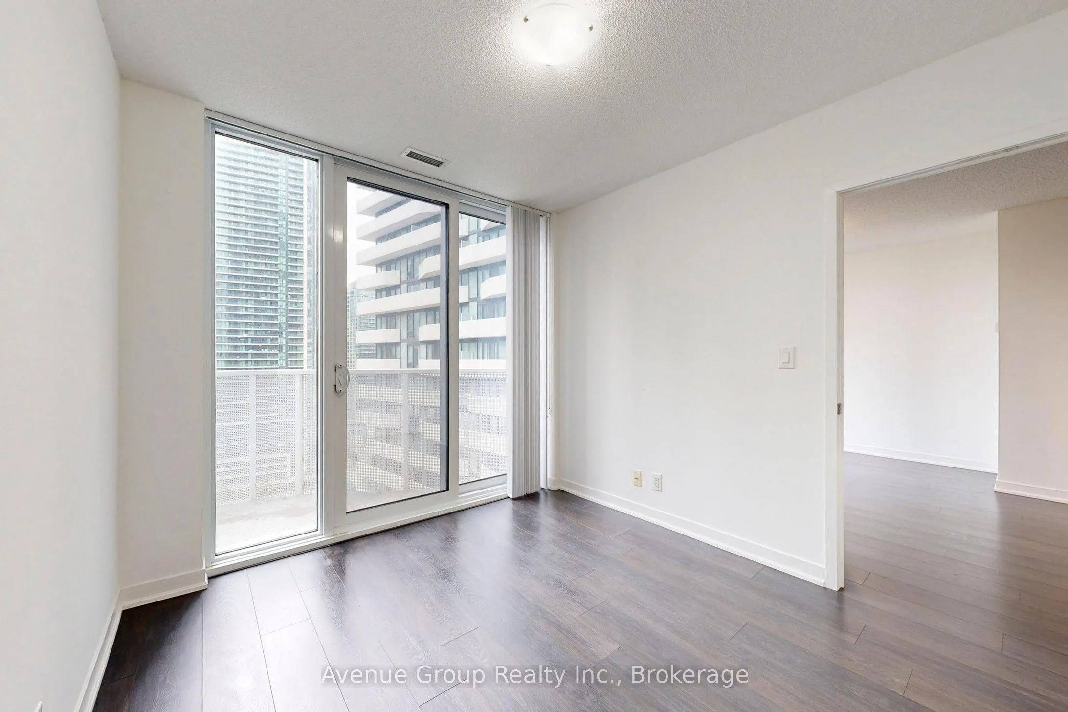 100 Harbour Street #1705