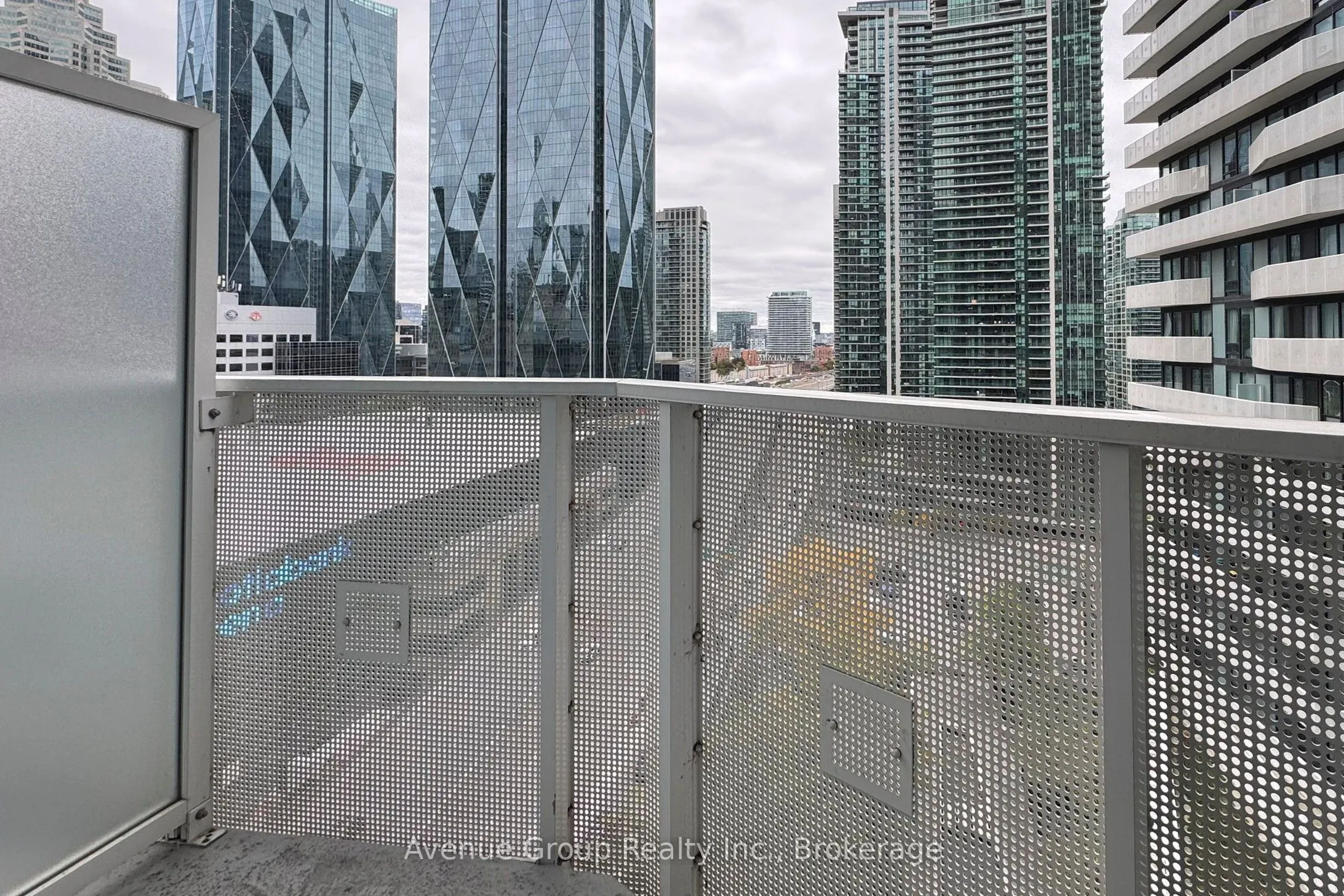 100 Harbour Street #1705