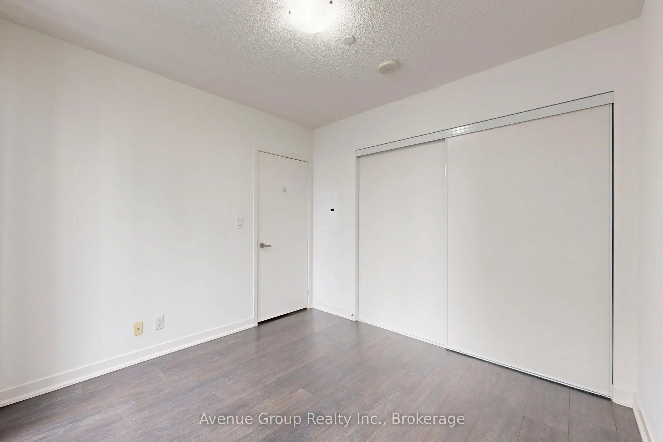 100 Harbour Street #1705