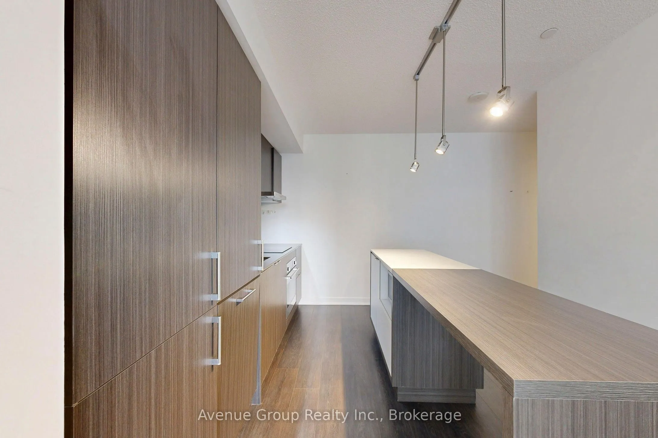 100 Harbour Street #1705