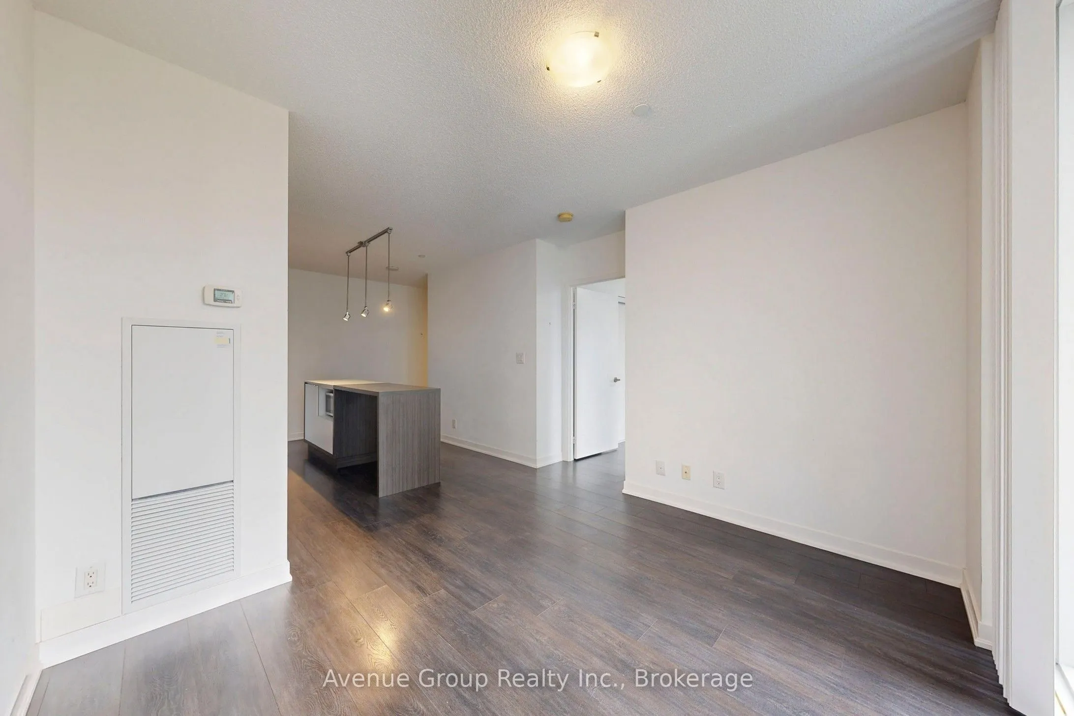 100 Harbour Street #1705