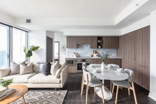 17 Bathurst Street #2502