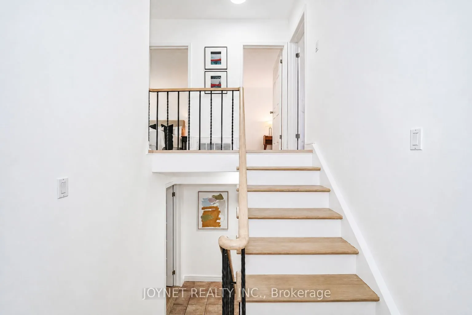 42 Brucedale Crescent