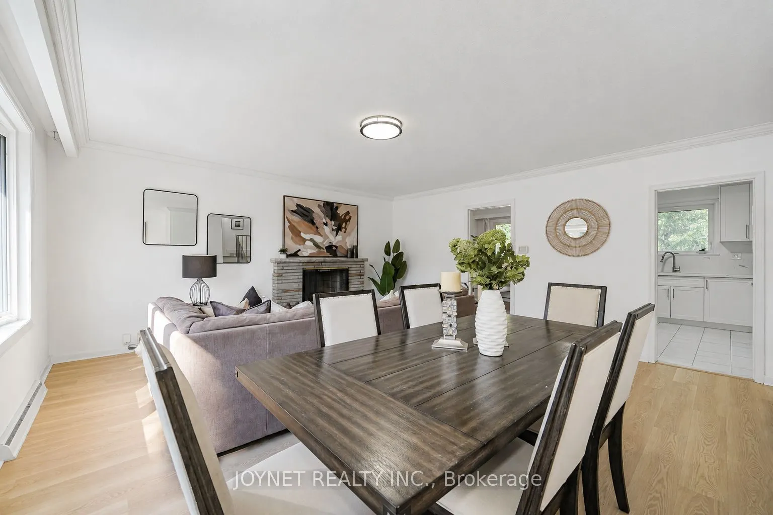 42 Brucedale Crescent