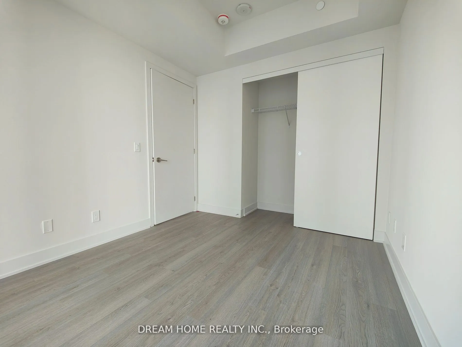 8 Cumberland Street #3708