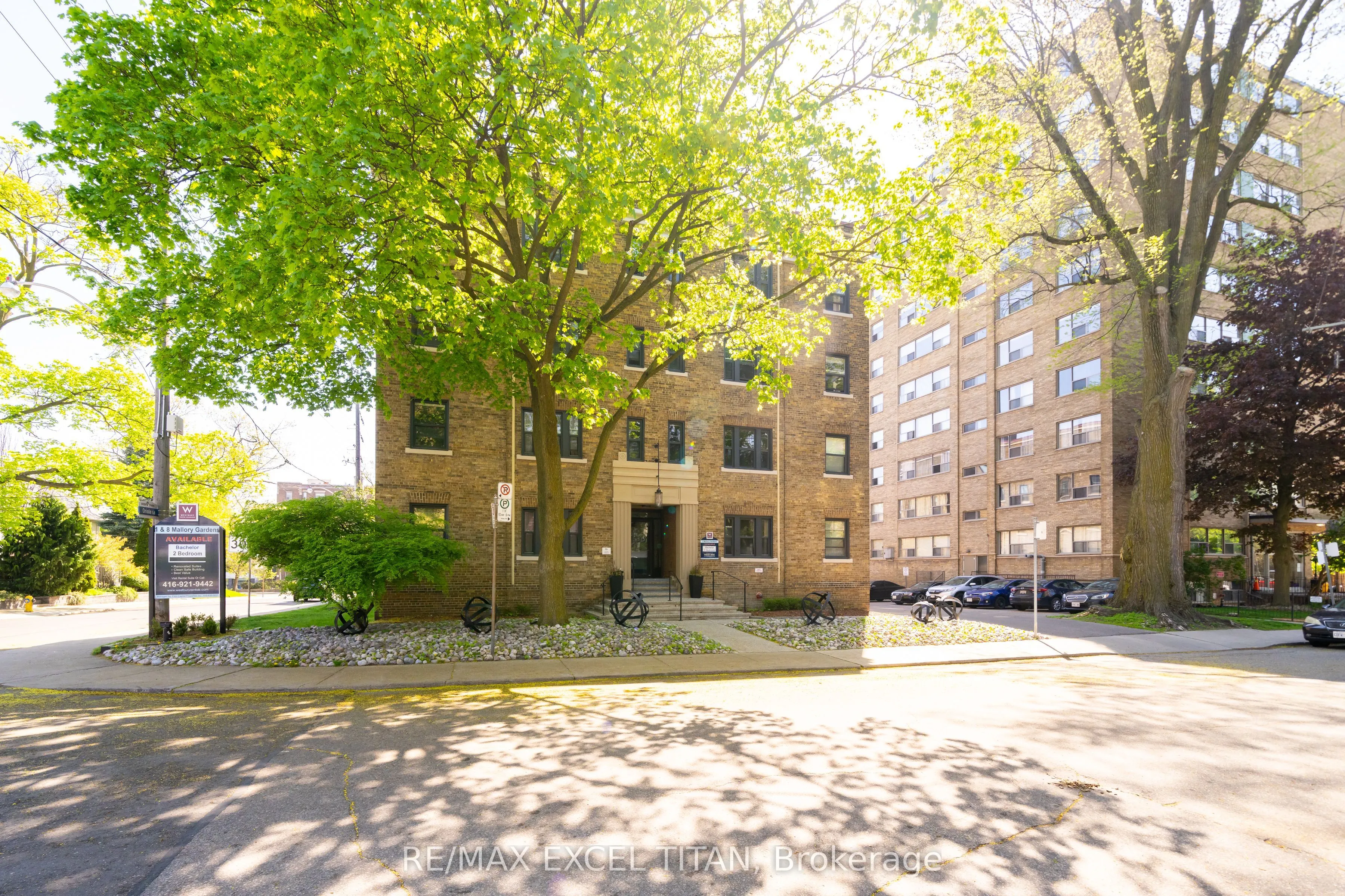 1 Mallory Gardens #43