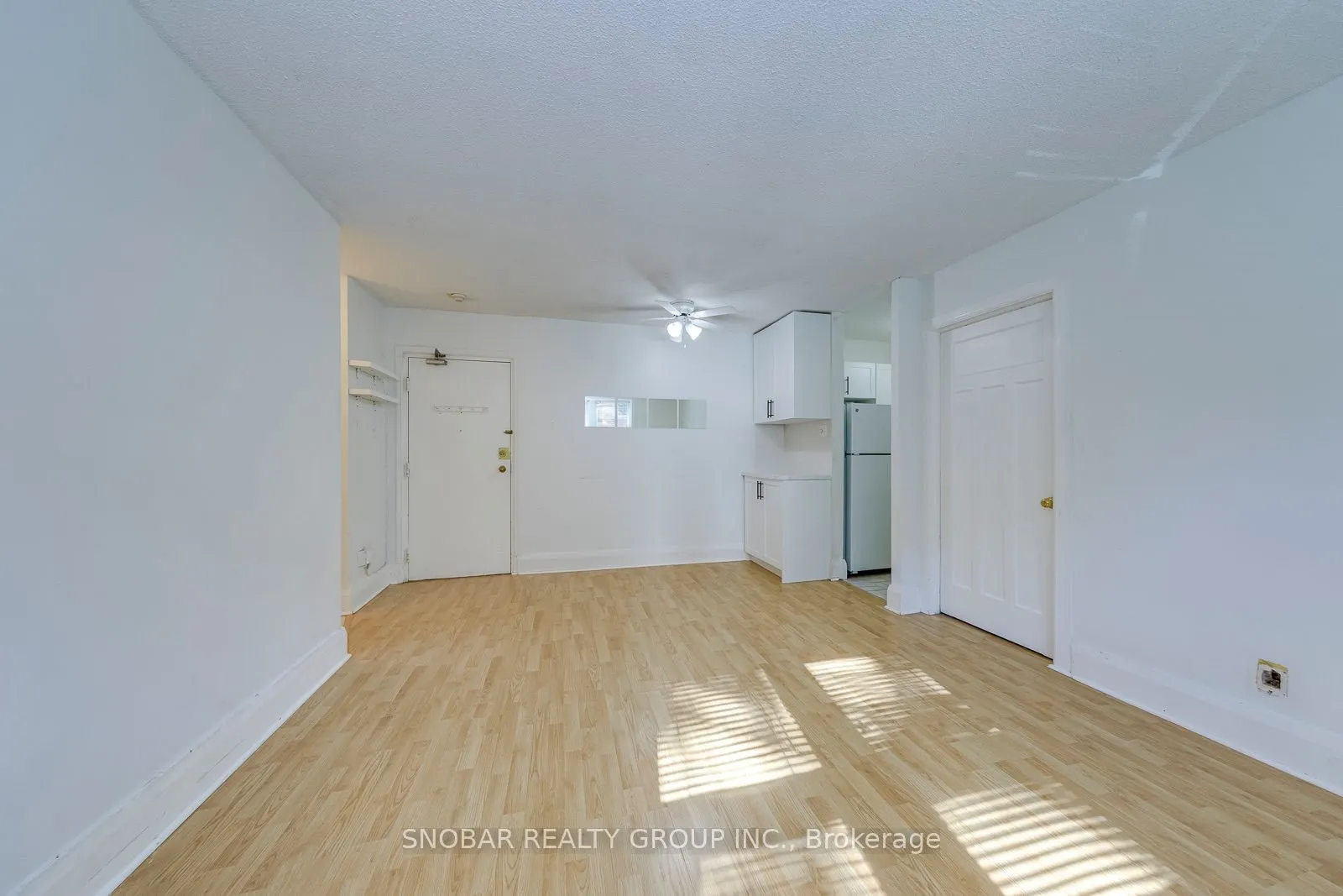 114 Vaughan Road #105