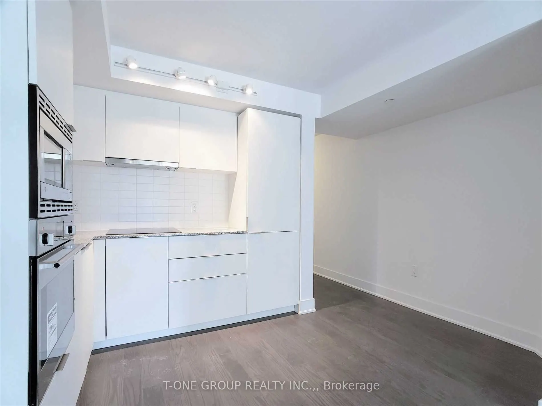 955 Bay Street #1018