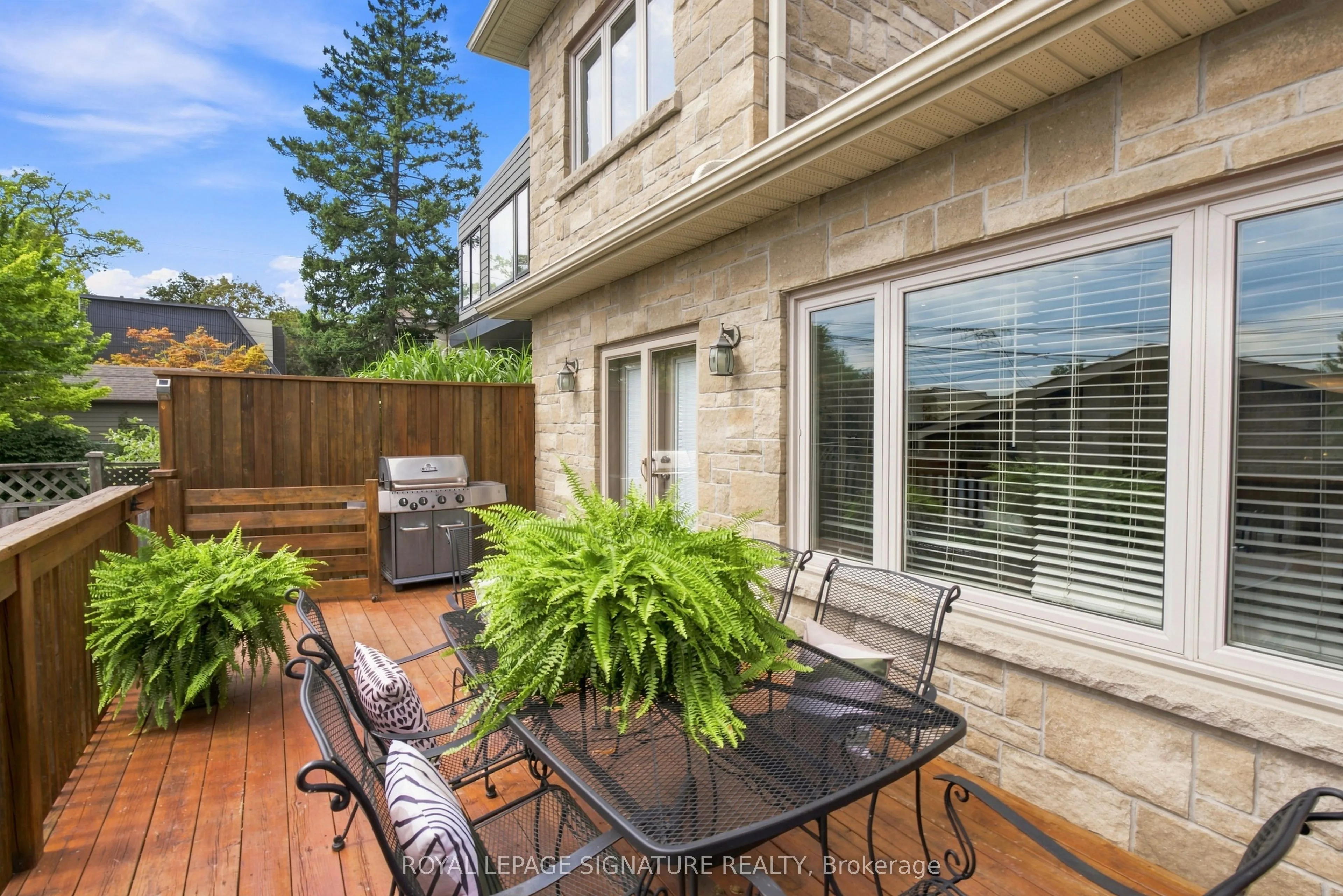 35 Regal Road