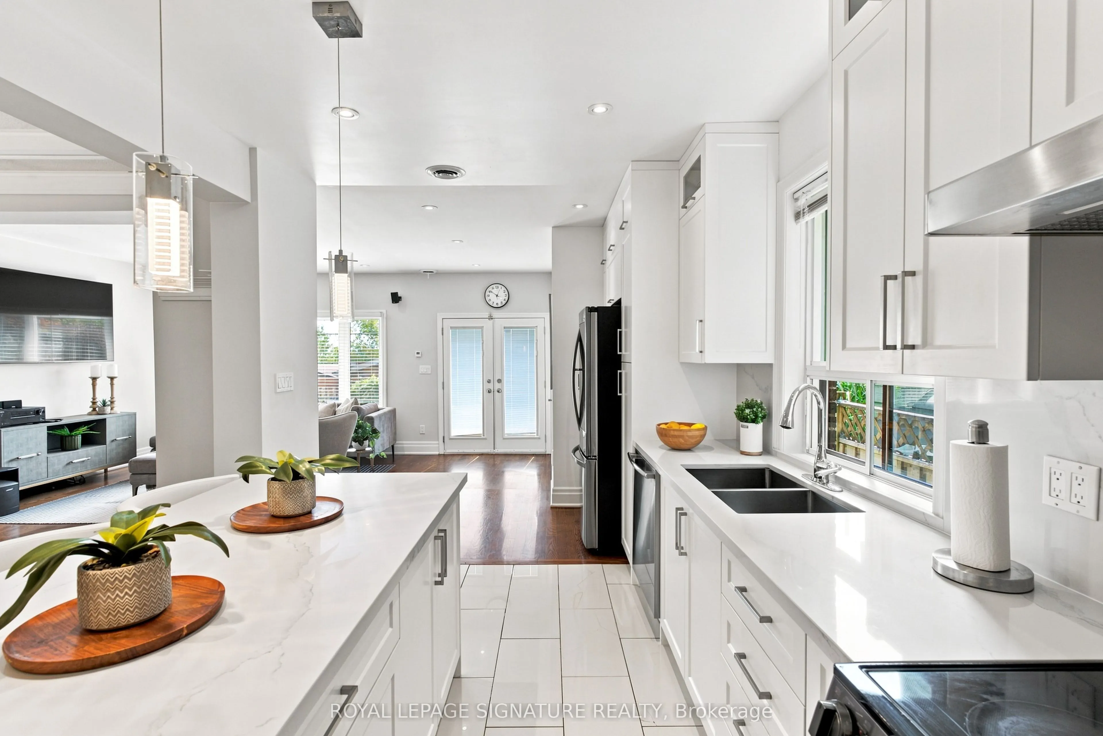 35 Regal Road