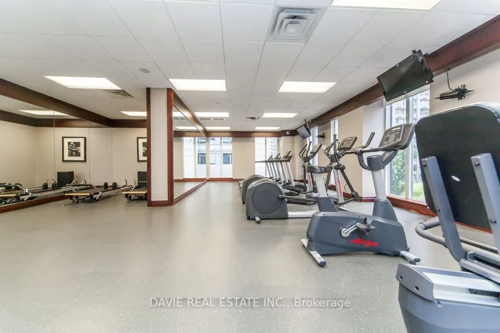 35 Balmuto Street #1709
