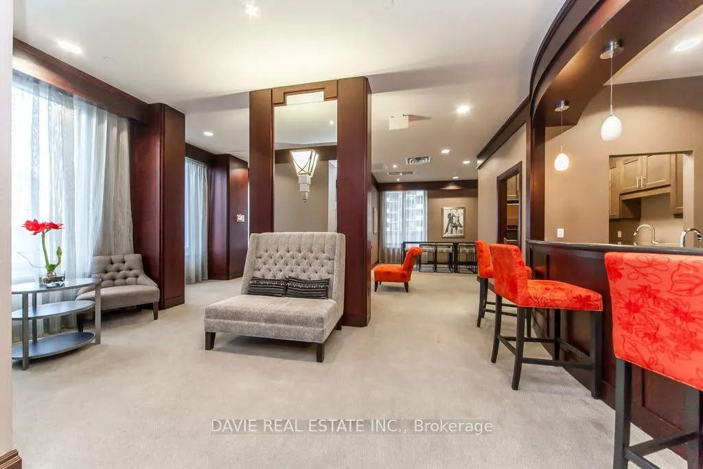 35 Balmuto Street #1709