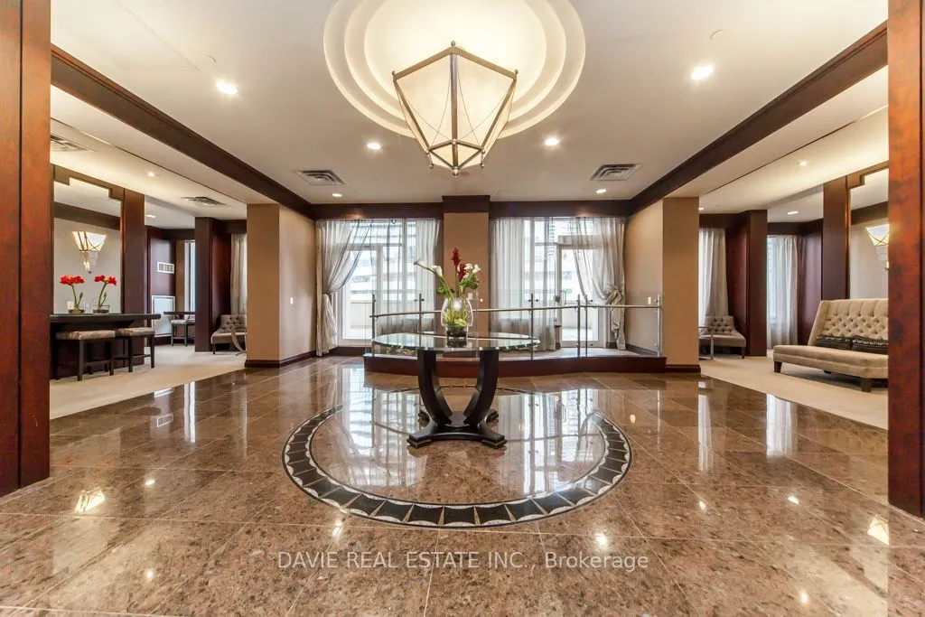 35 Balmuto Street #1709