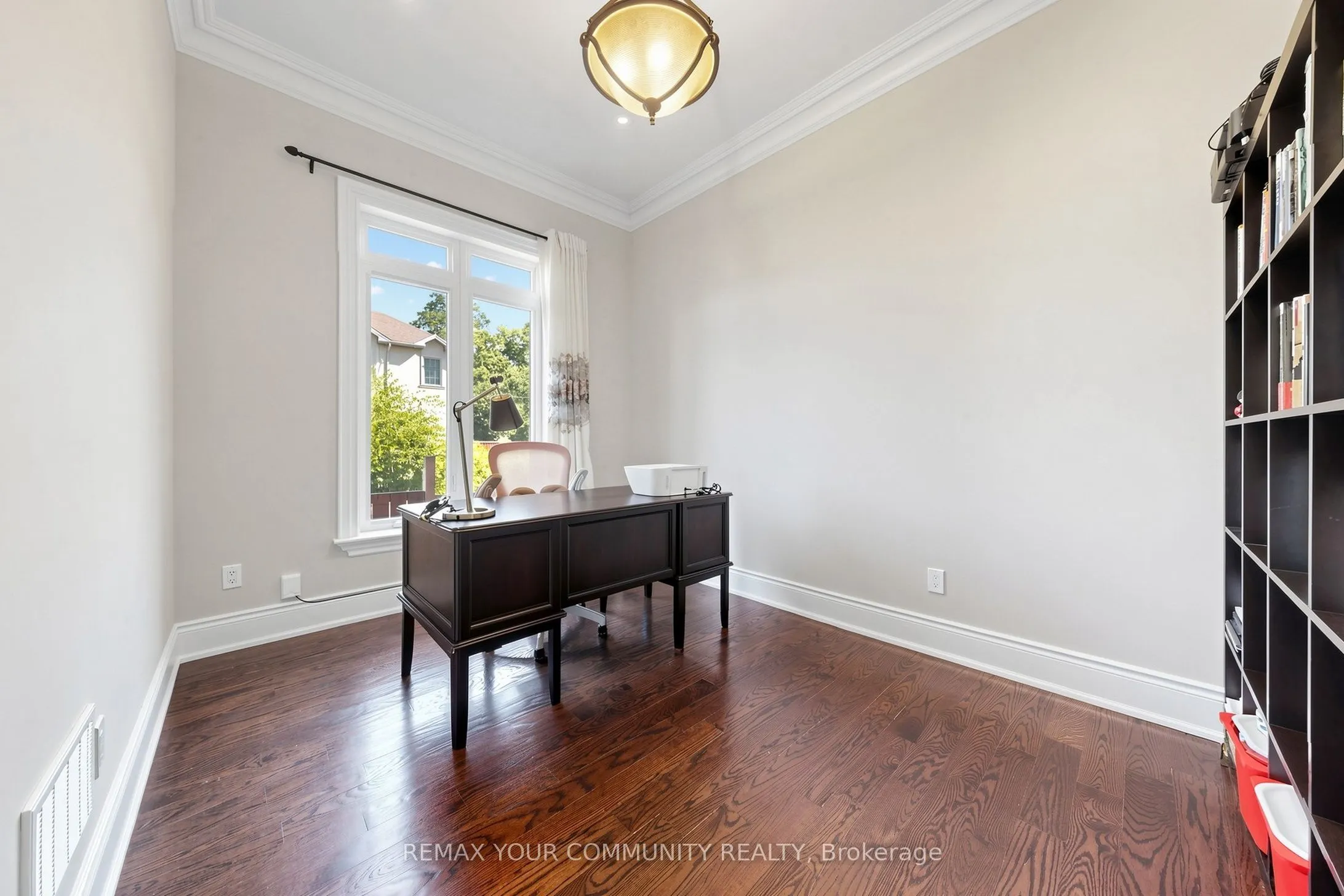 39 Moore Park Avenue