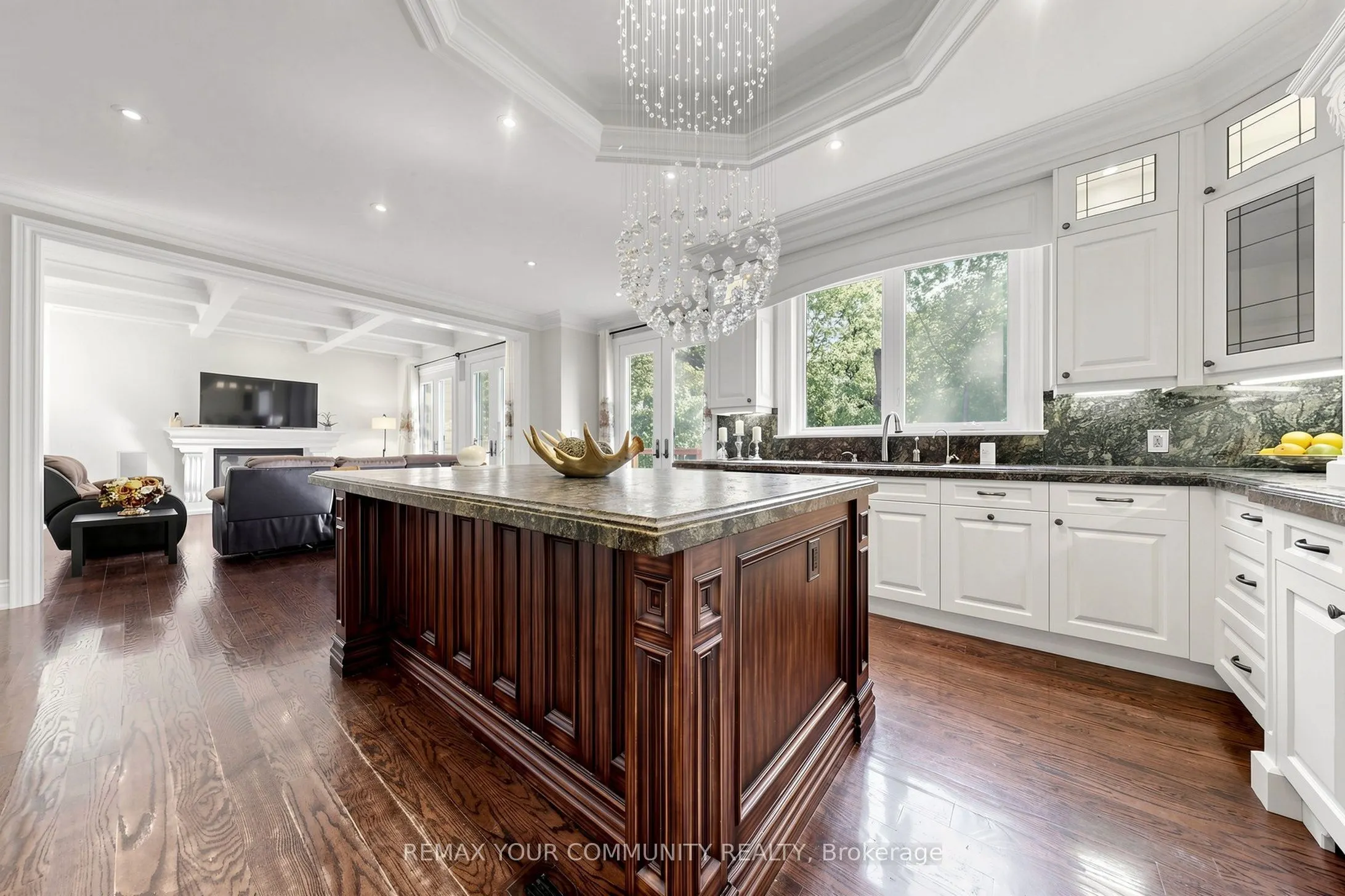 39 Moore Park Avenue