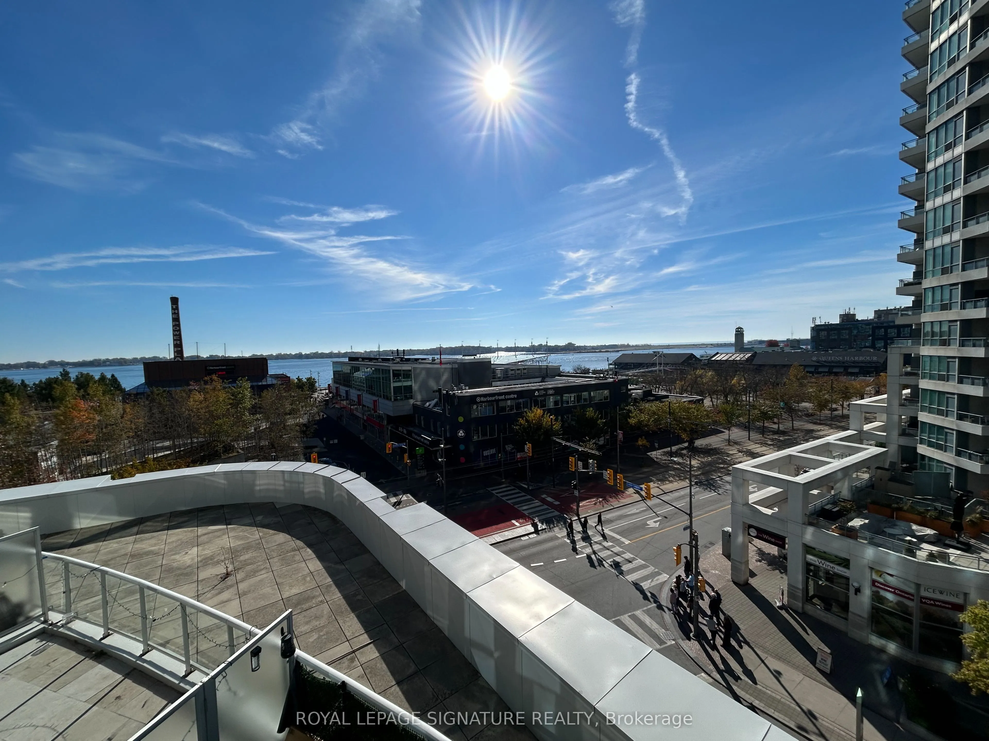 218 Queens Quay W #510