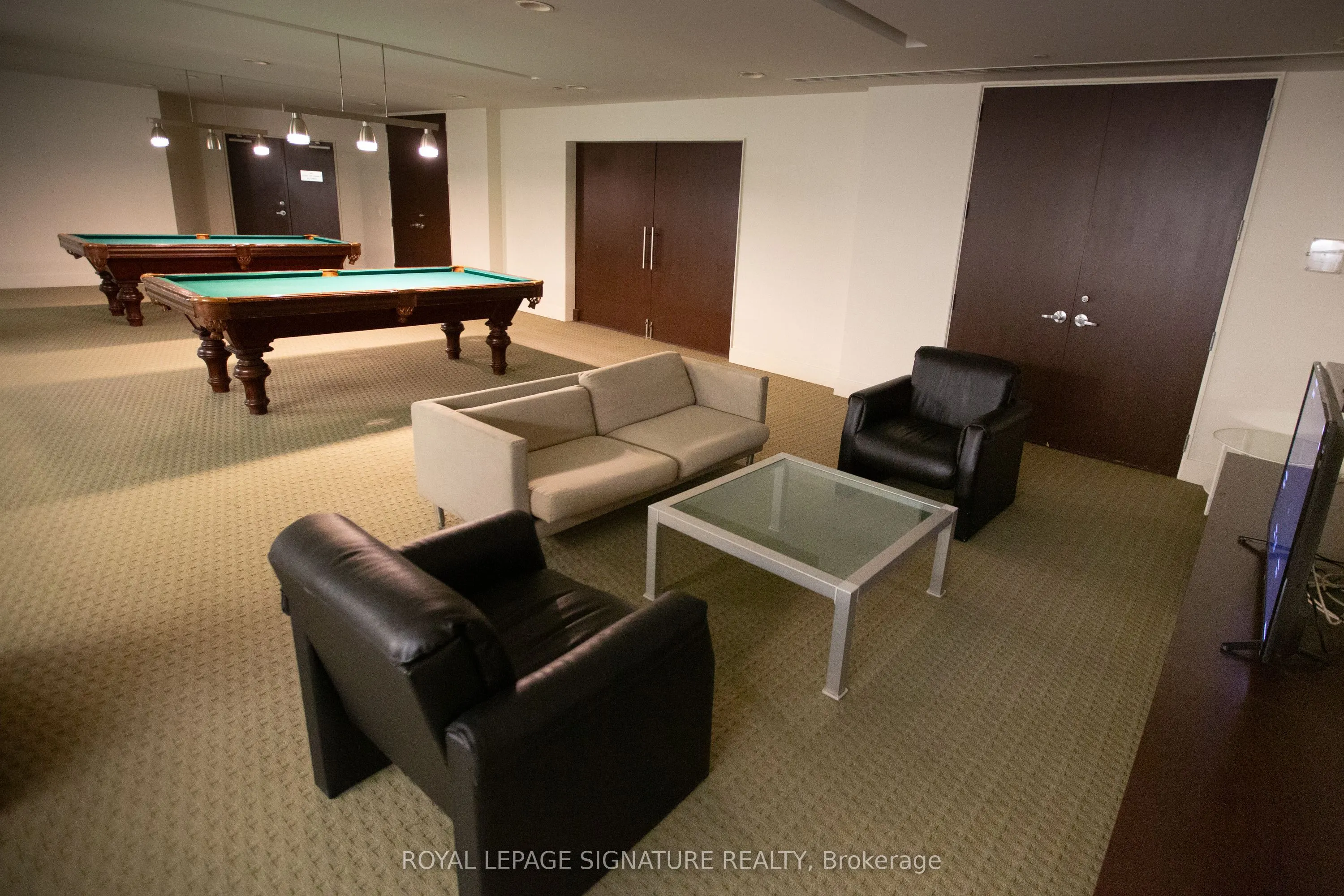 218 Queens Quay W #510