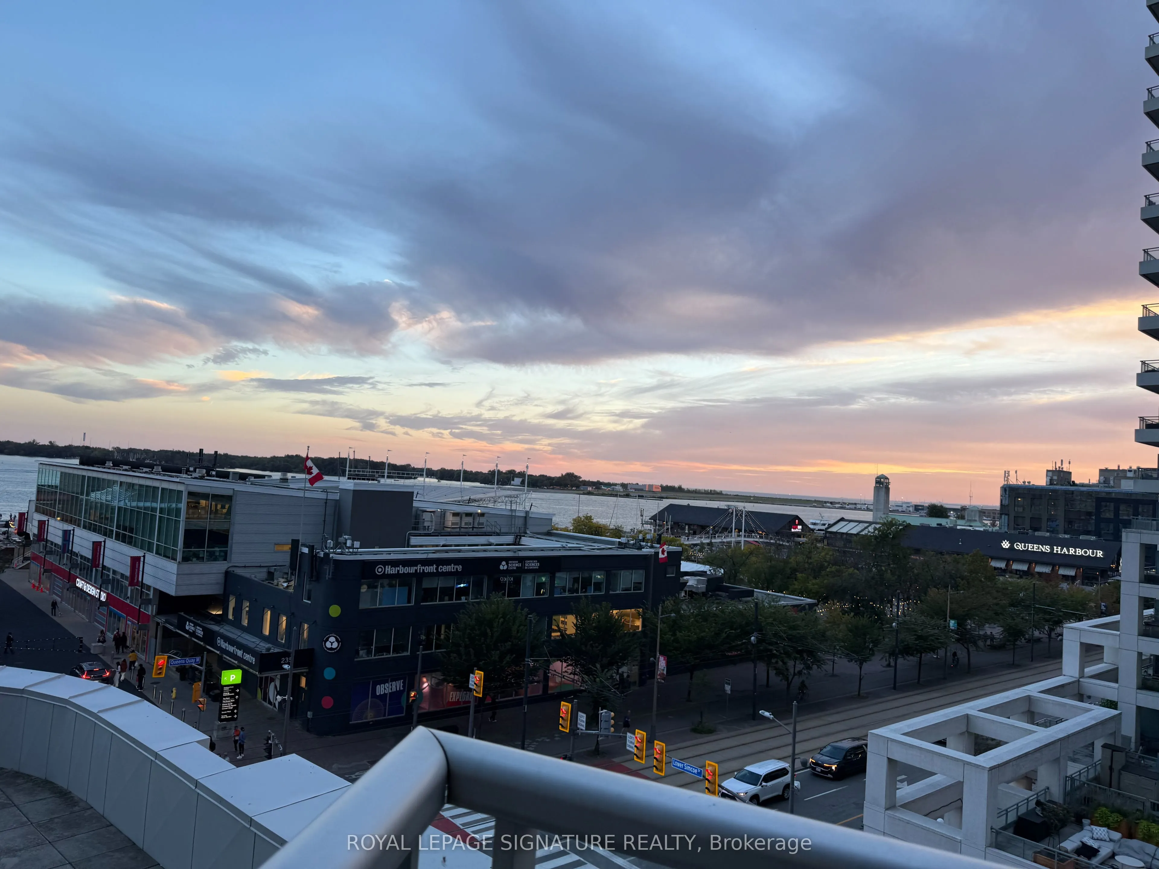 218 Queens Quay W #510