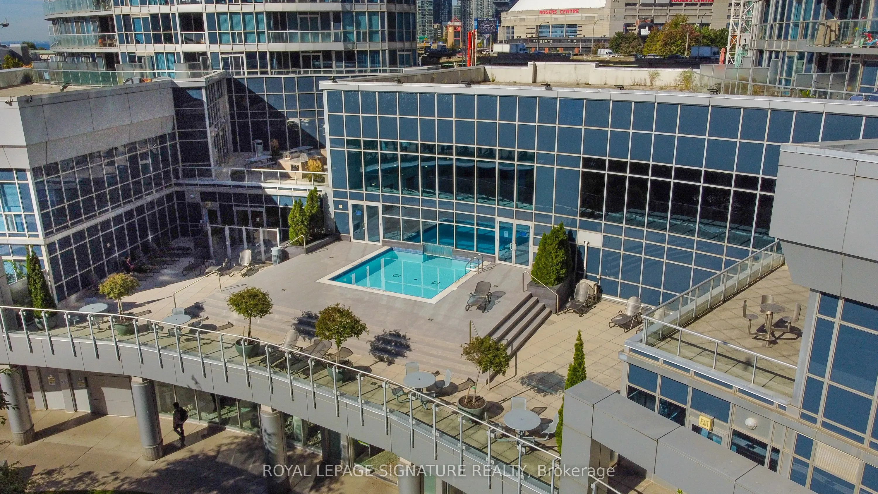 218 Queens Quay W #510