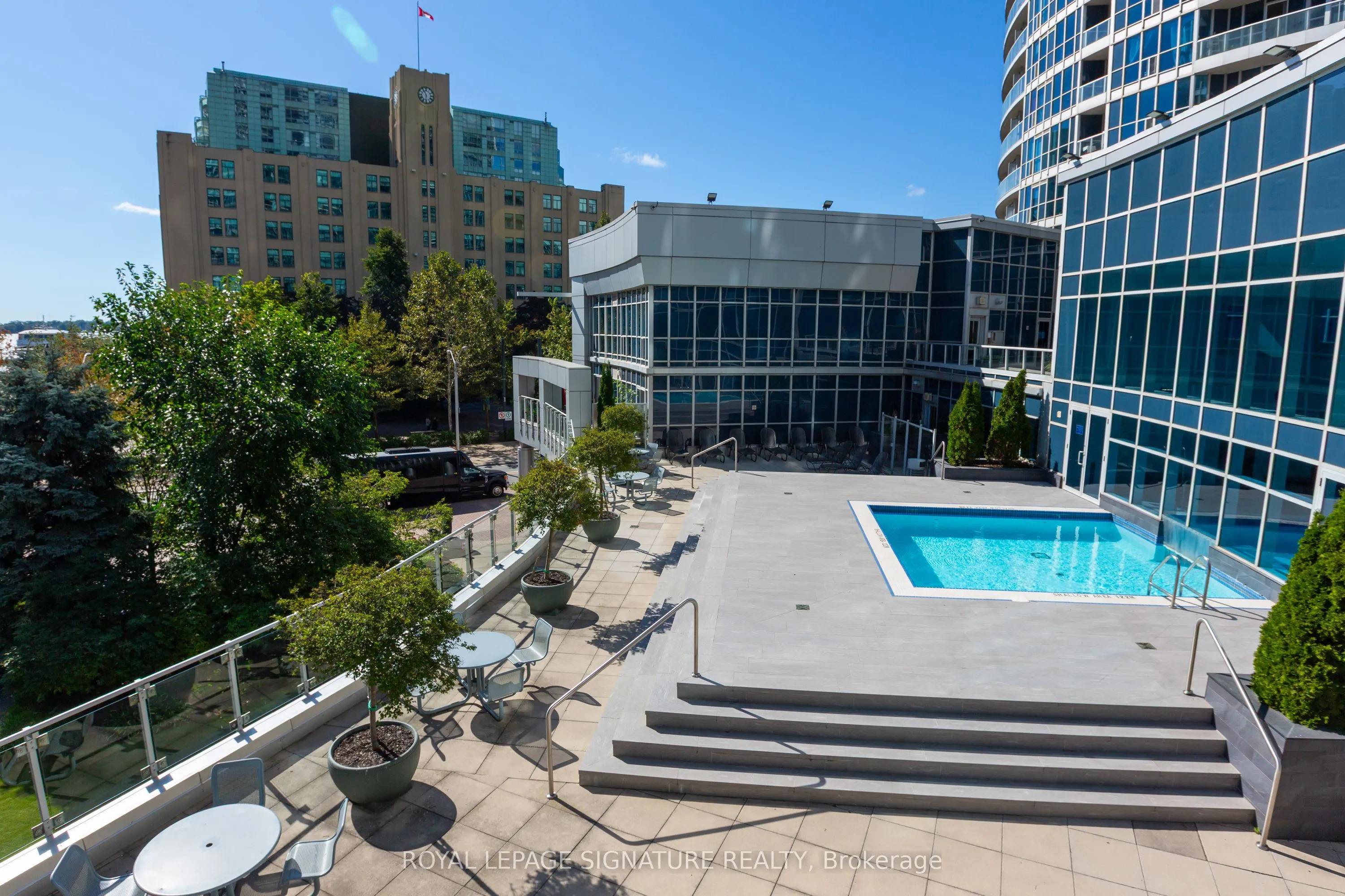 218 Queens Quay W #510