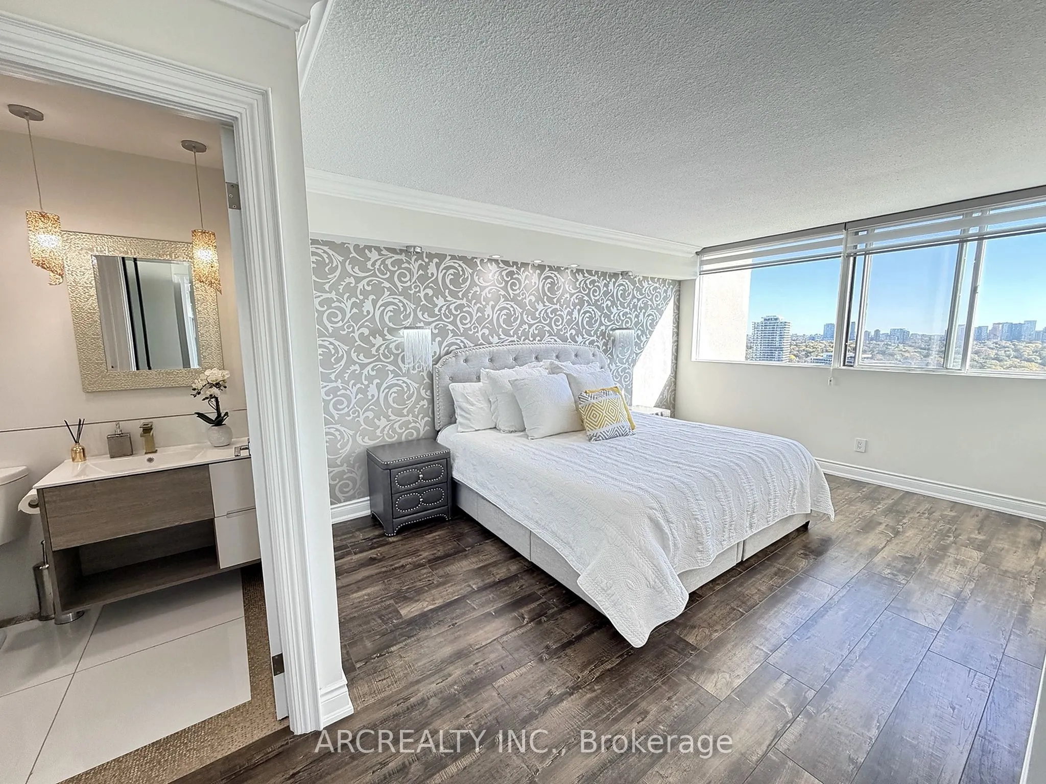 133 Torresdale Avenue #2402