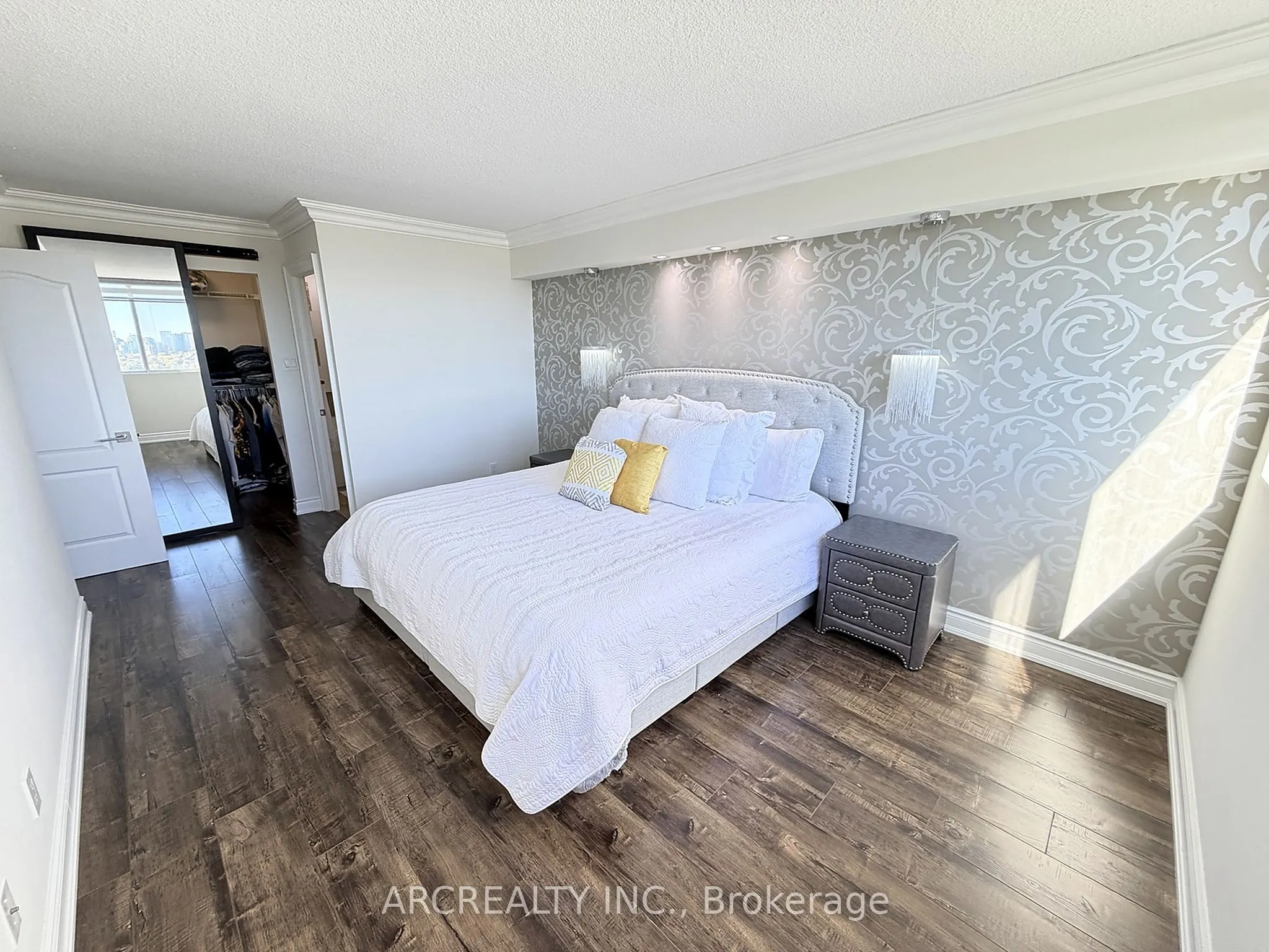133 Torresdale Avenue #2402