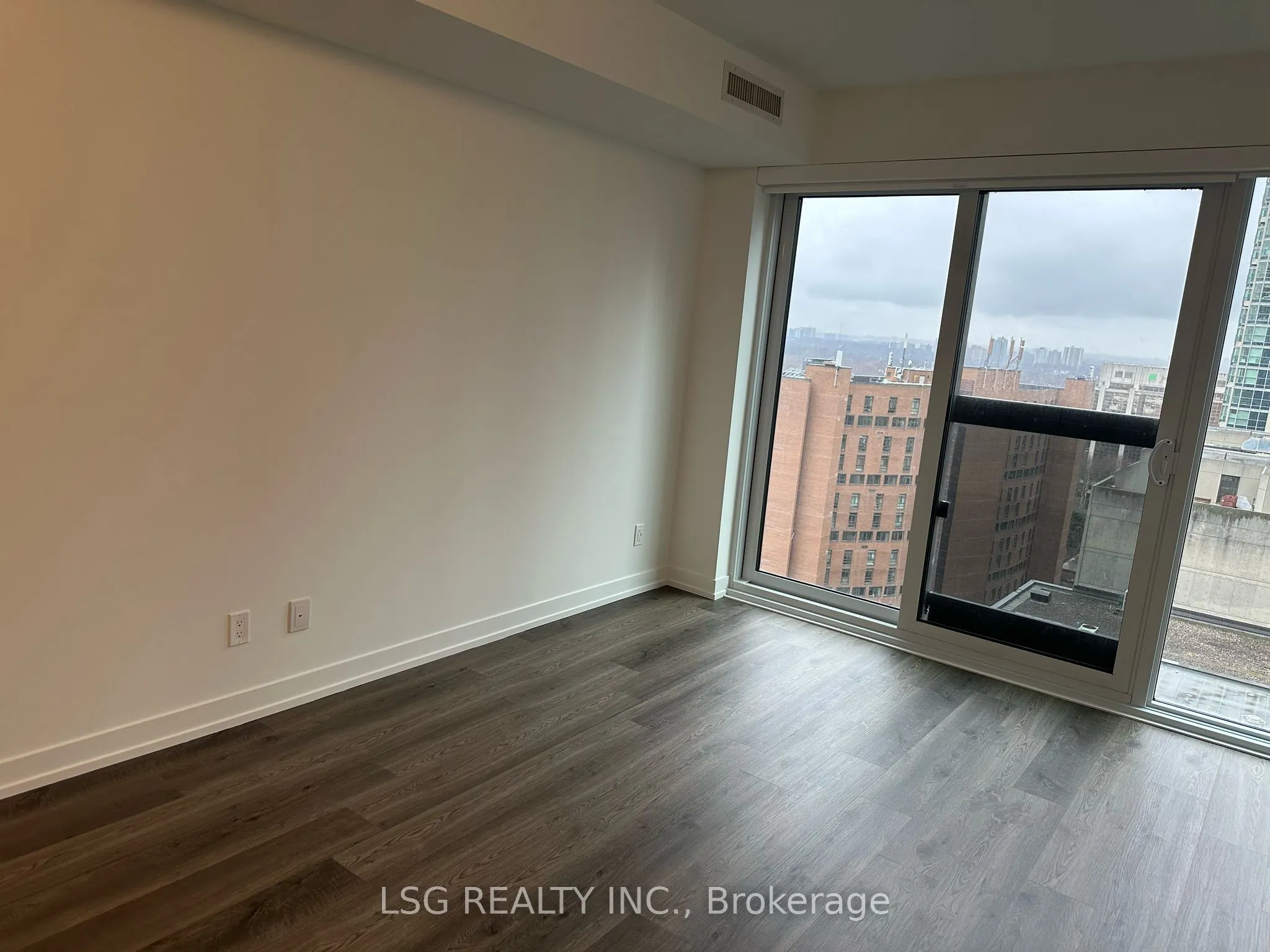 771 Yonge Street #2010