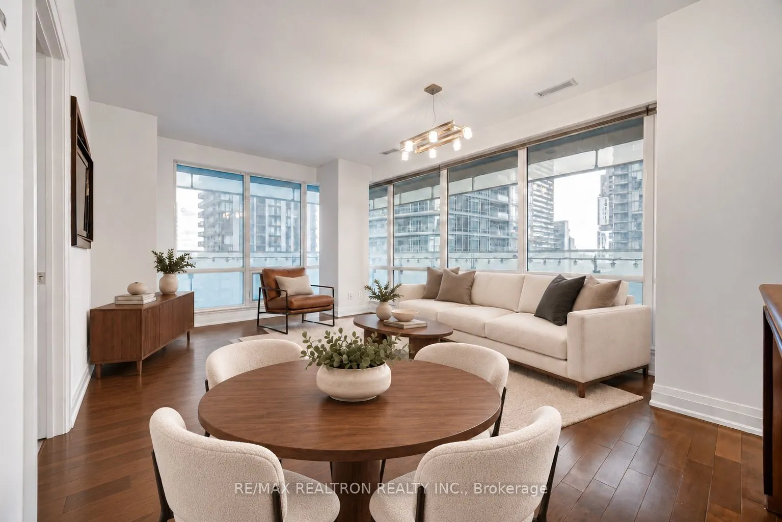 80 John Street #2206