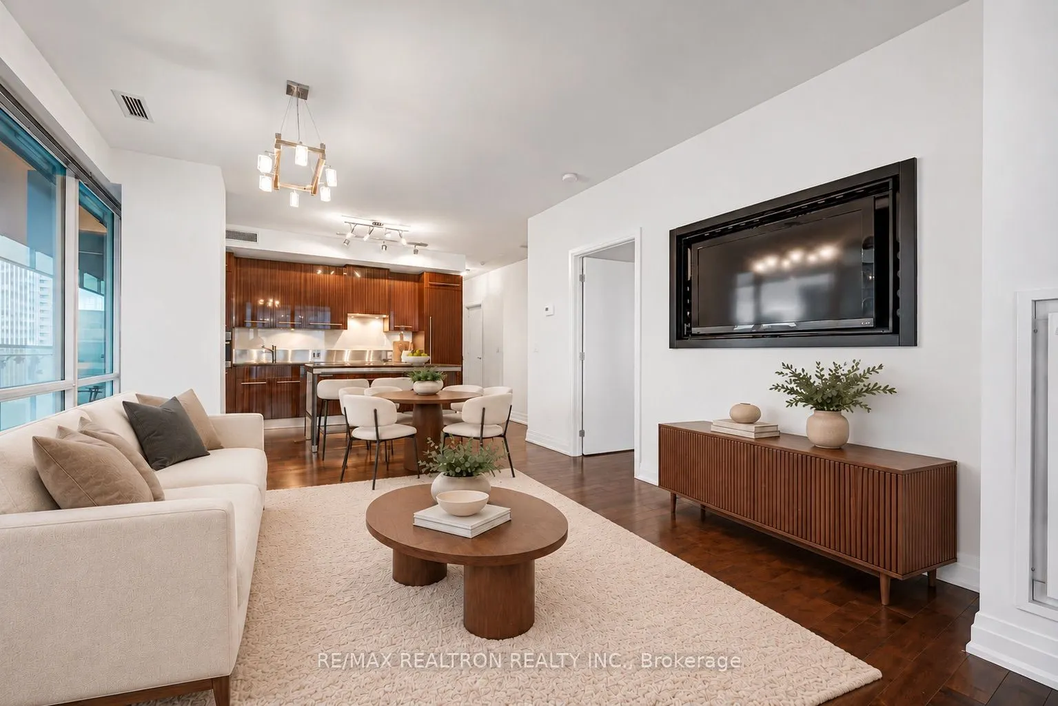80 John Street #2206