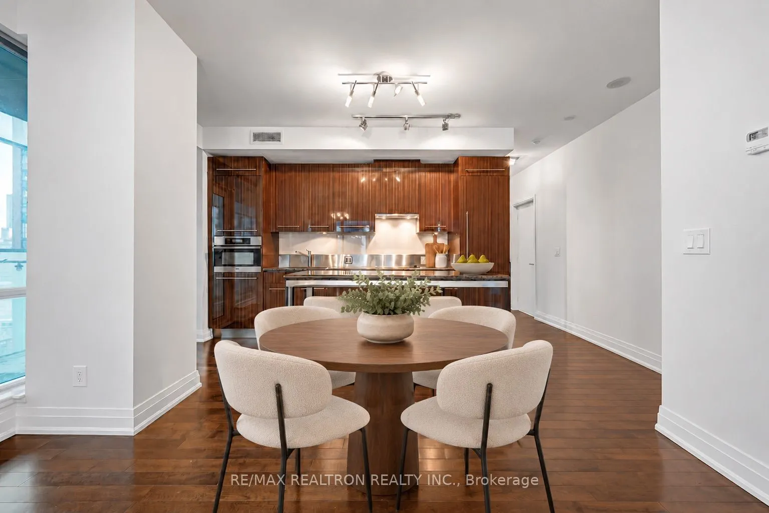 80 John Street #2206
