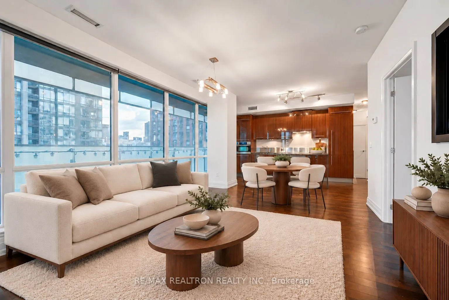80 John Street #2206