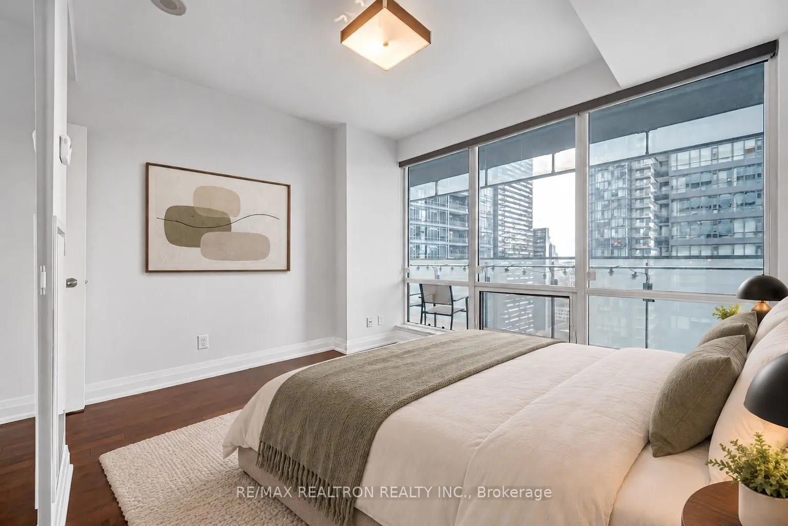 80 John Street #2206