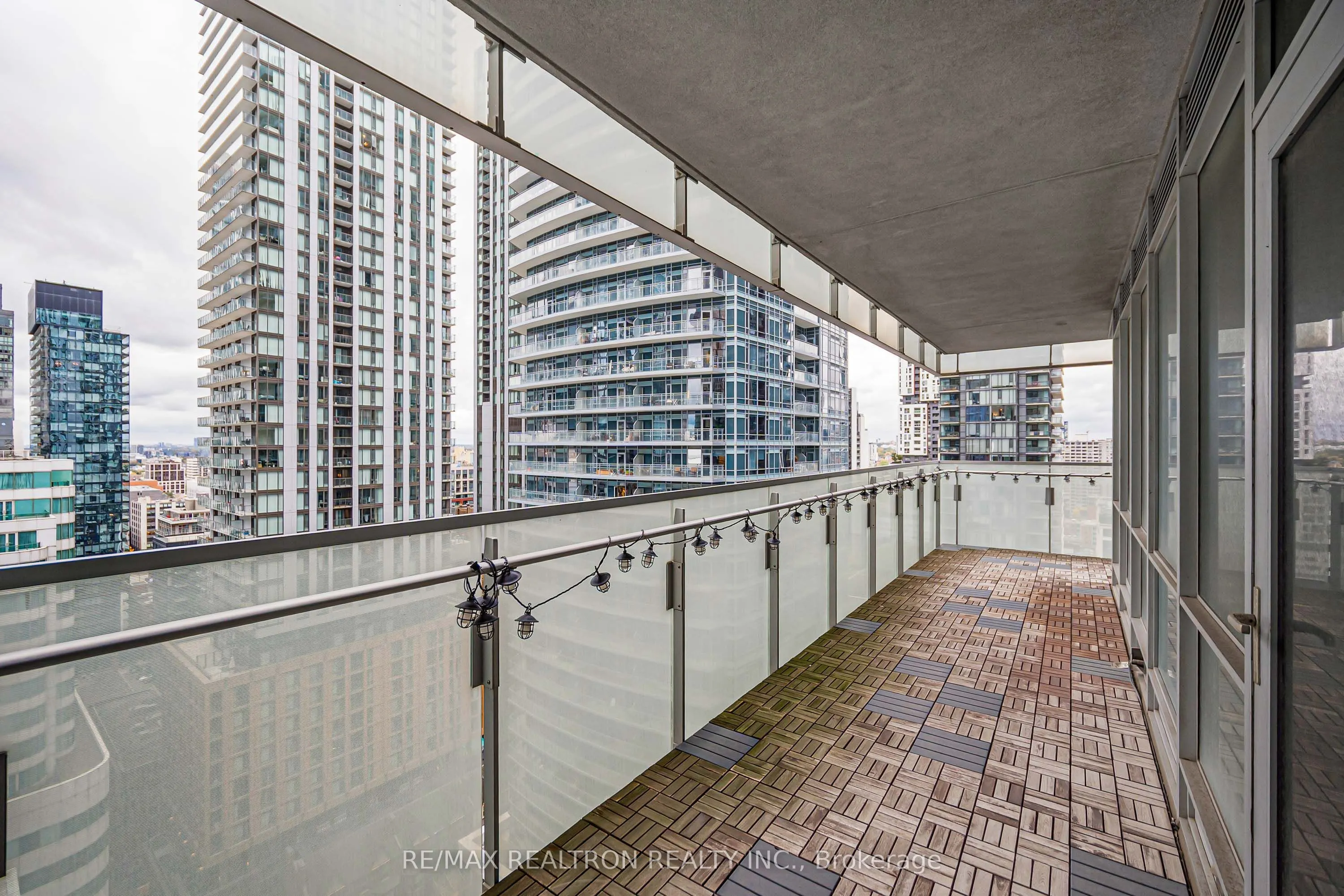 80 John Street #2206