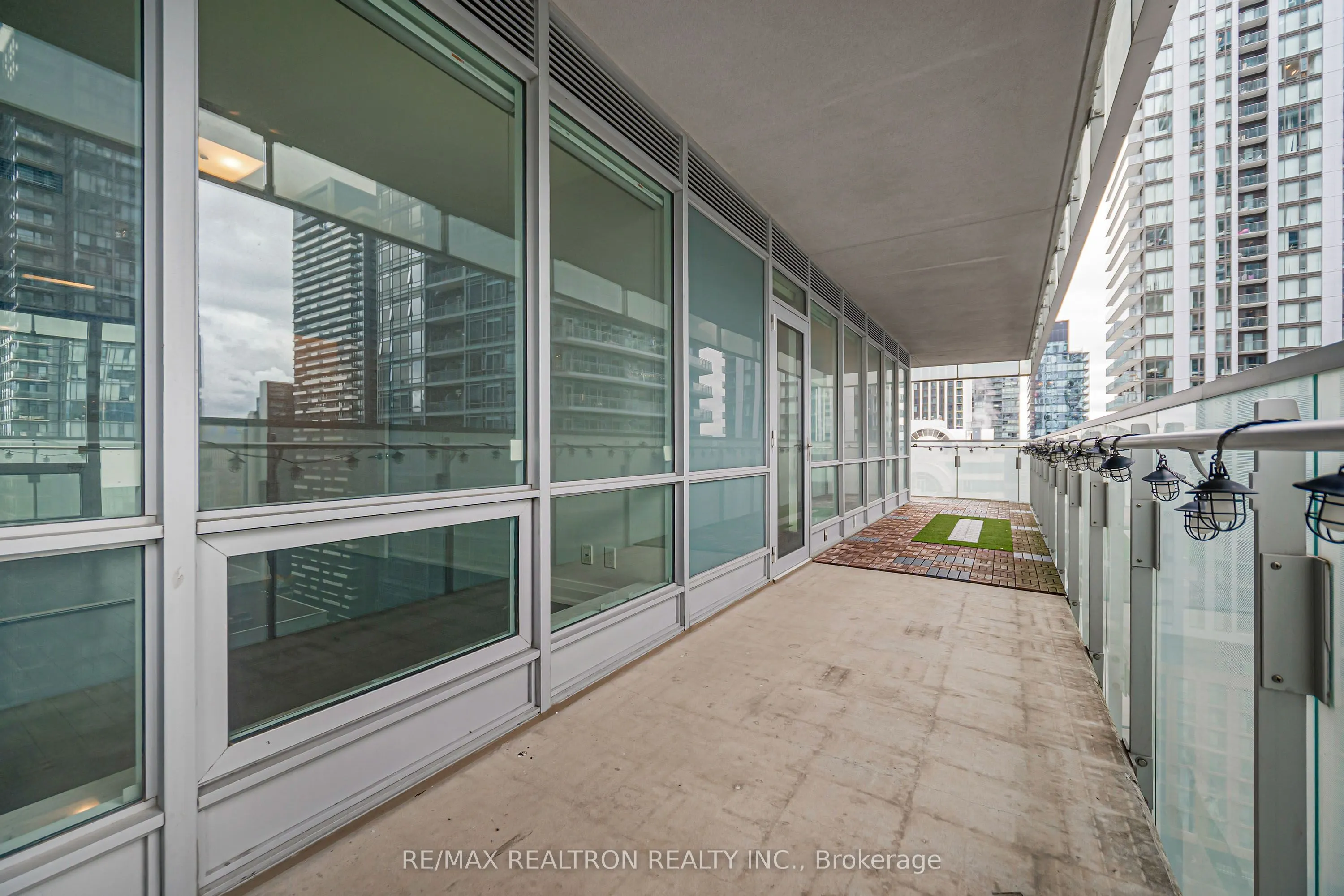 80 John Street #2206