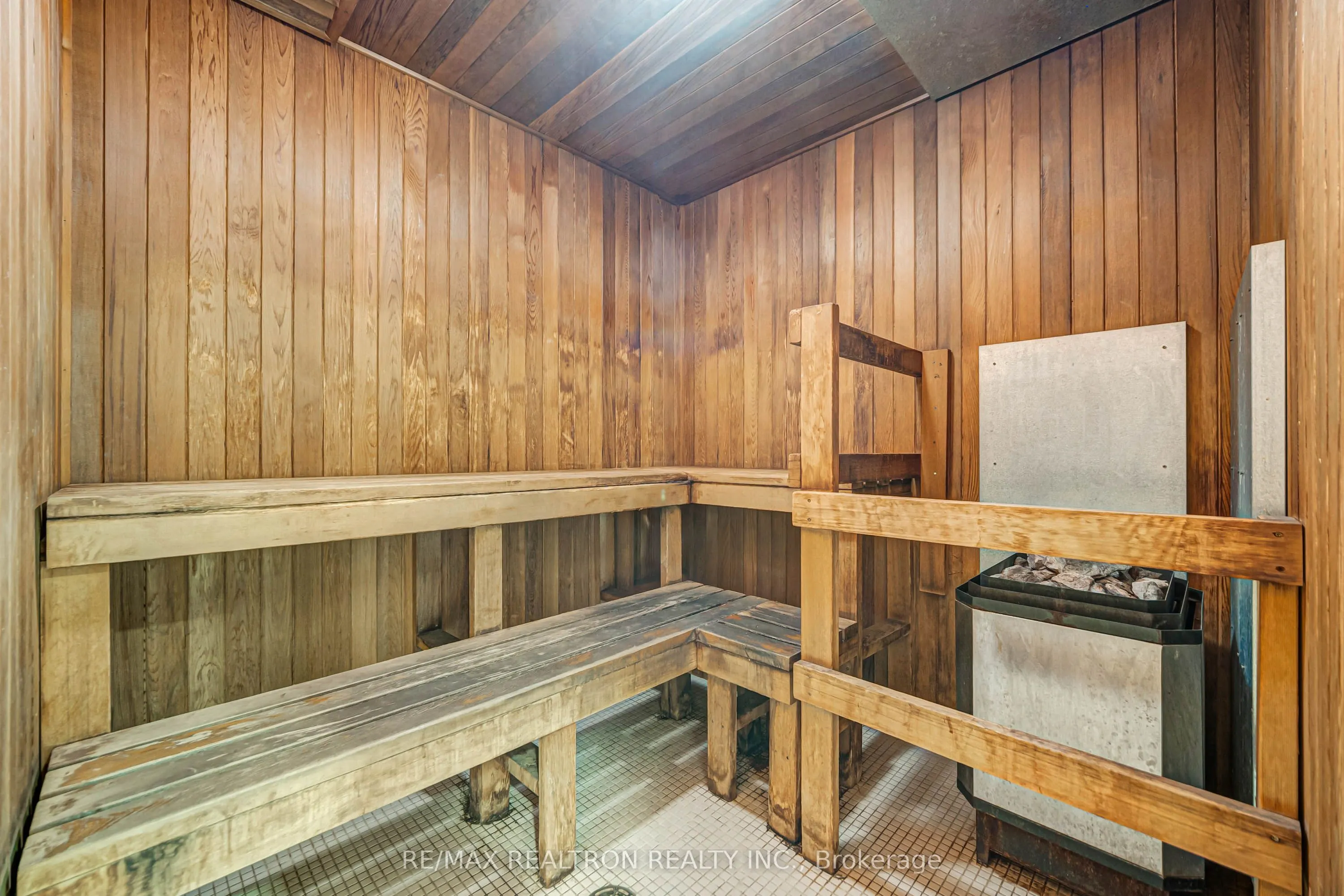 80 John Street #2206