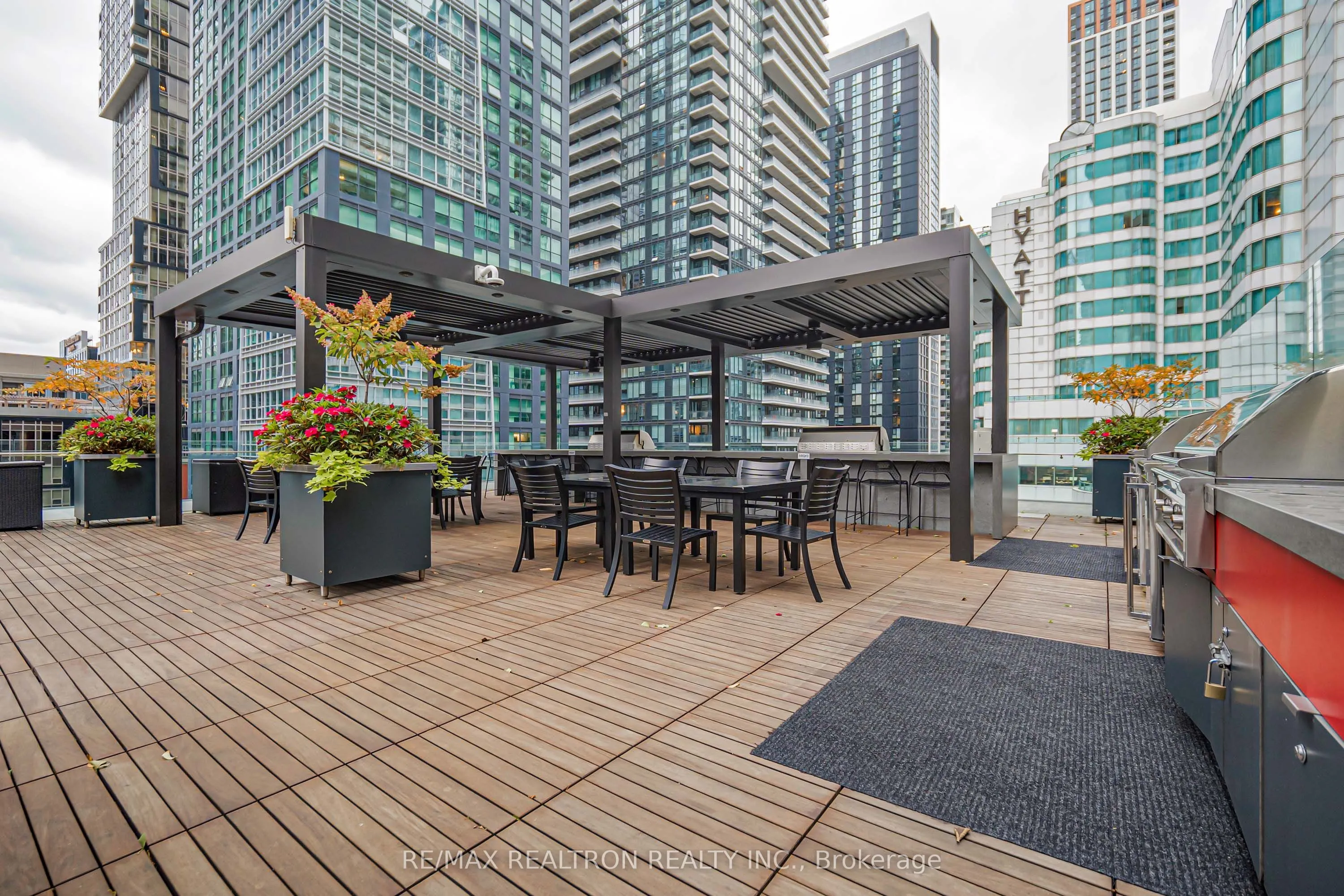 80 John Street #2206