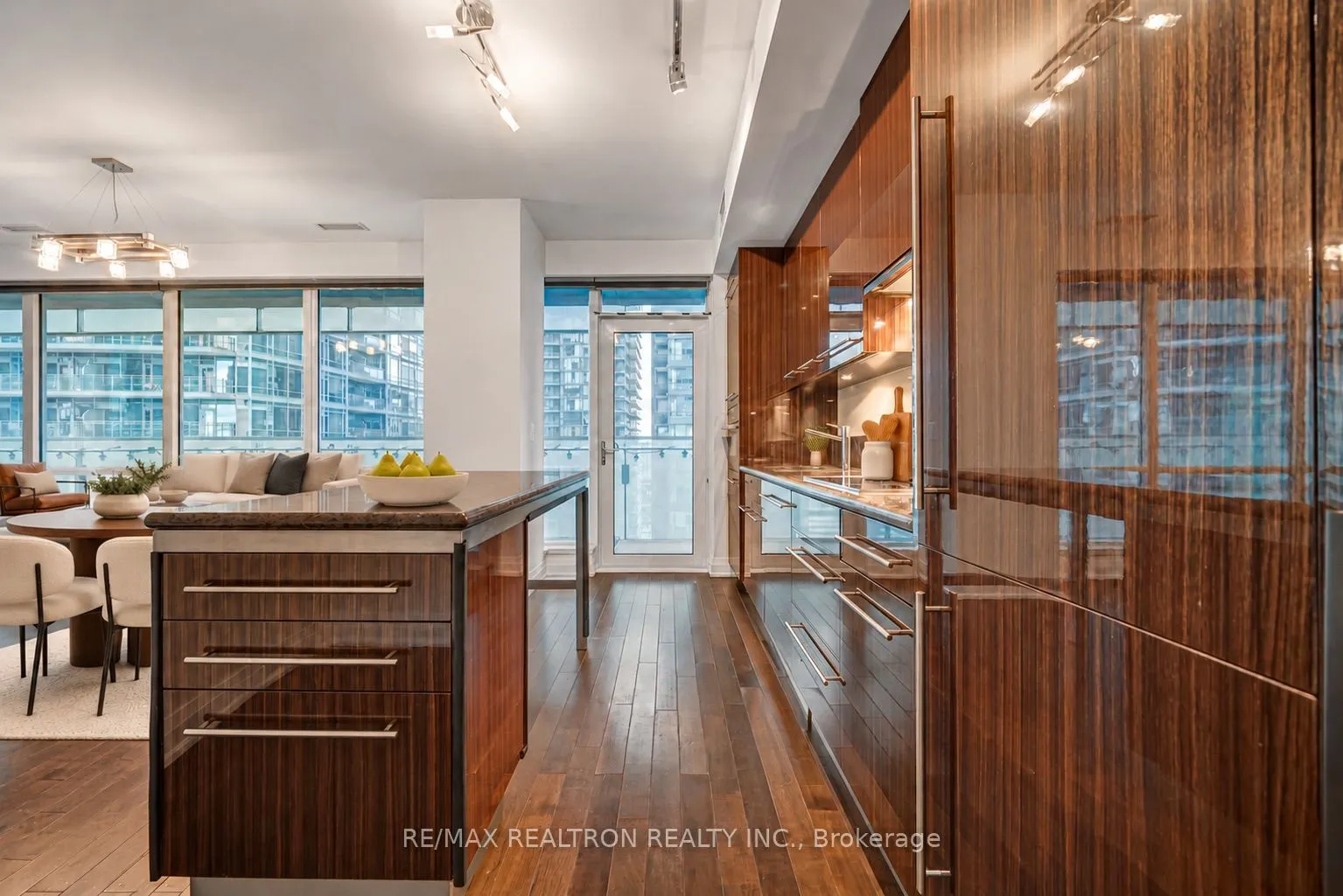 80 John Street #2206