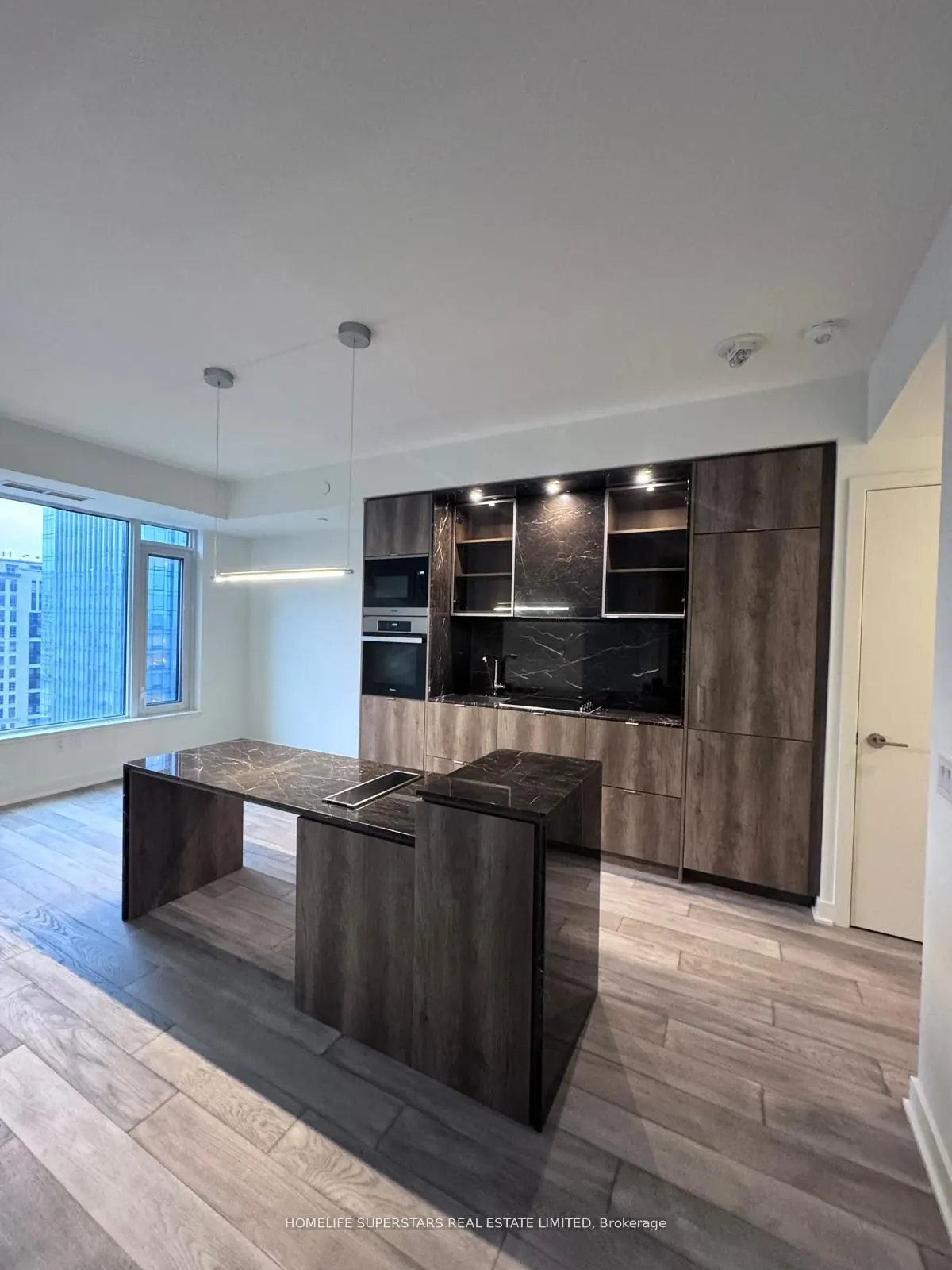 11 Yorkville Avenue #1301