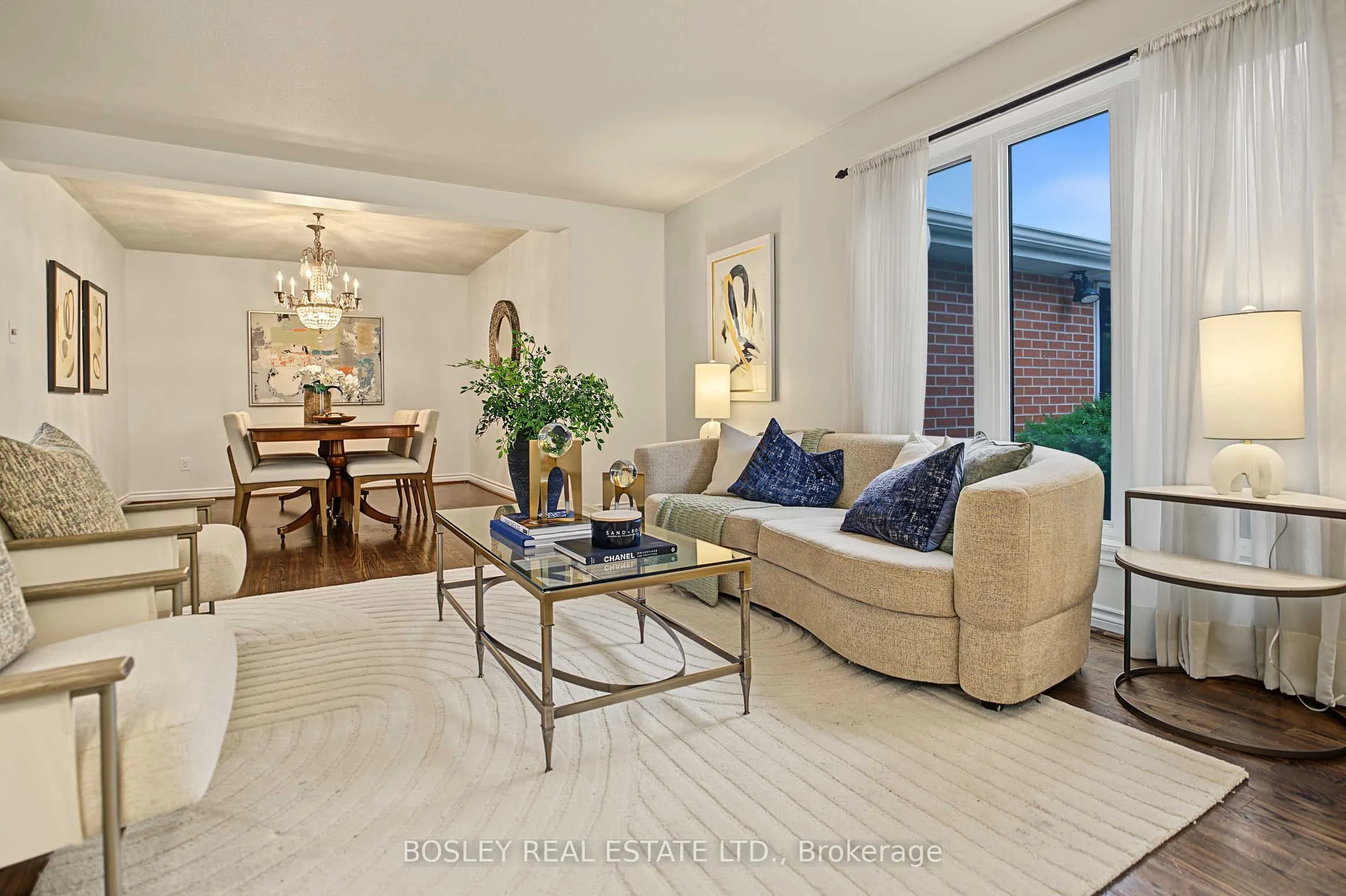 16 Shaughnessy Boulevard