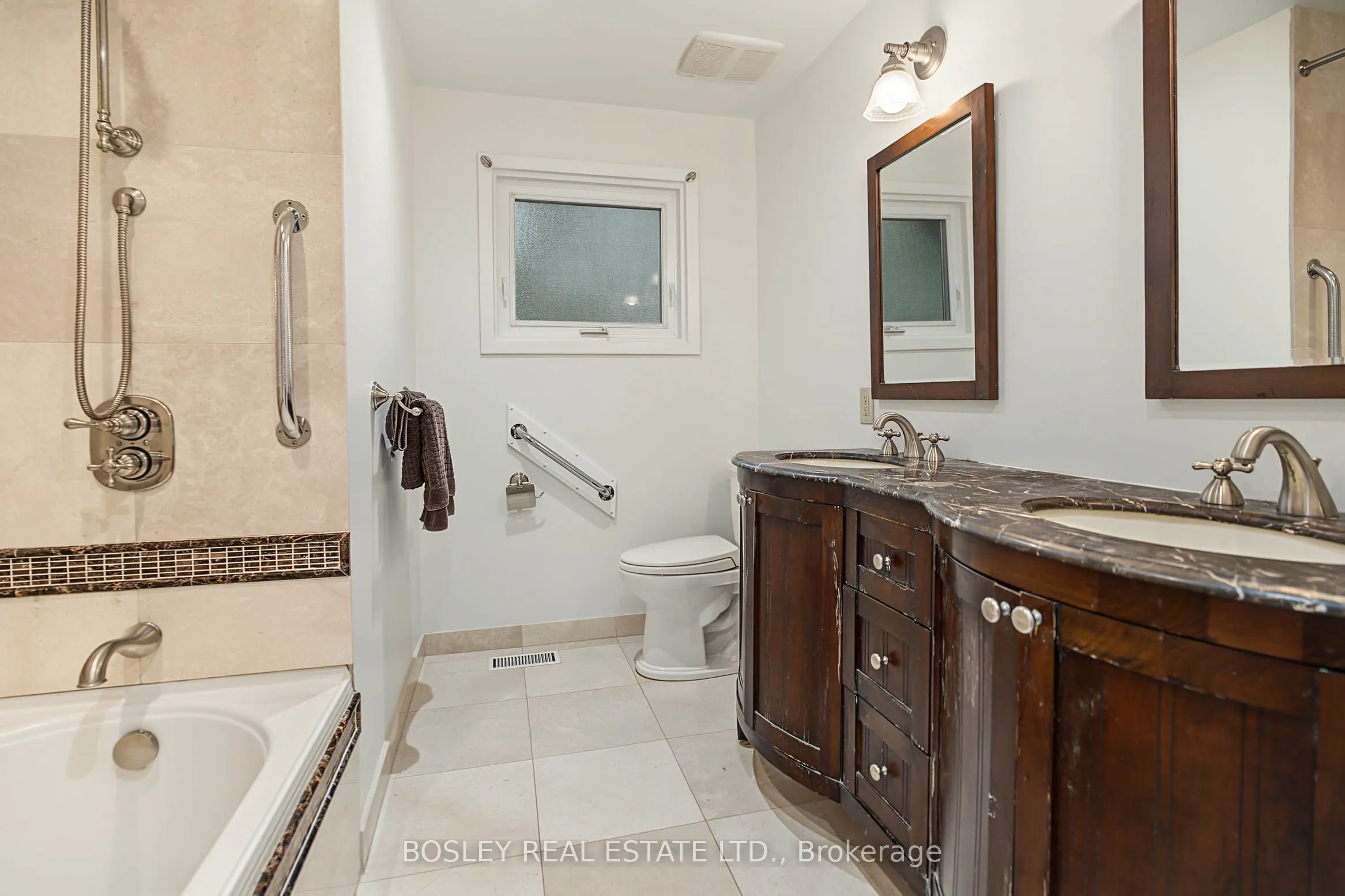 16 Shaughnessy Boulevard