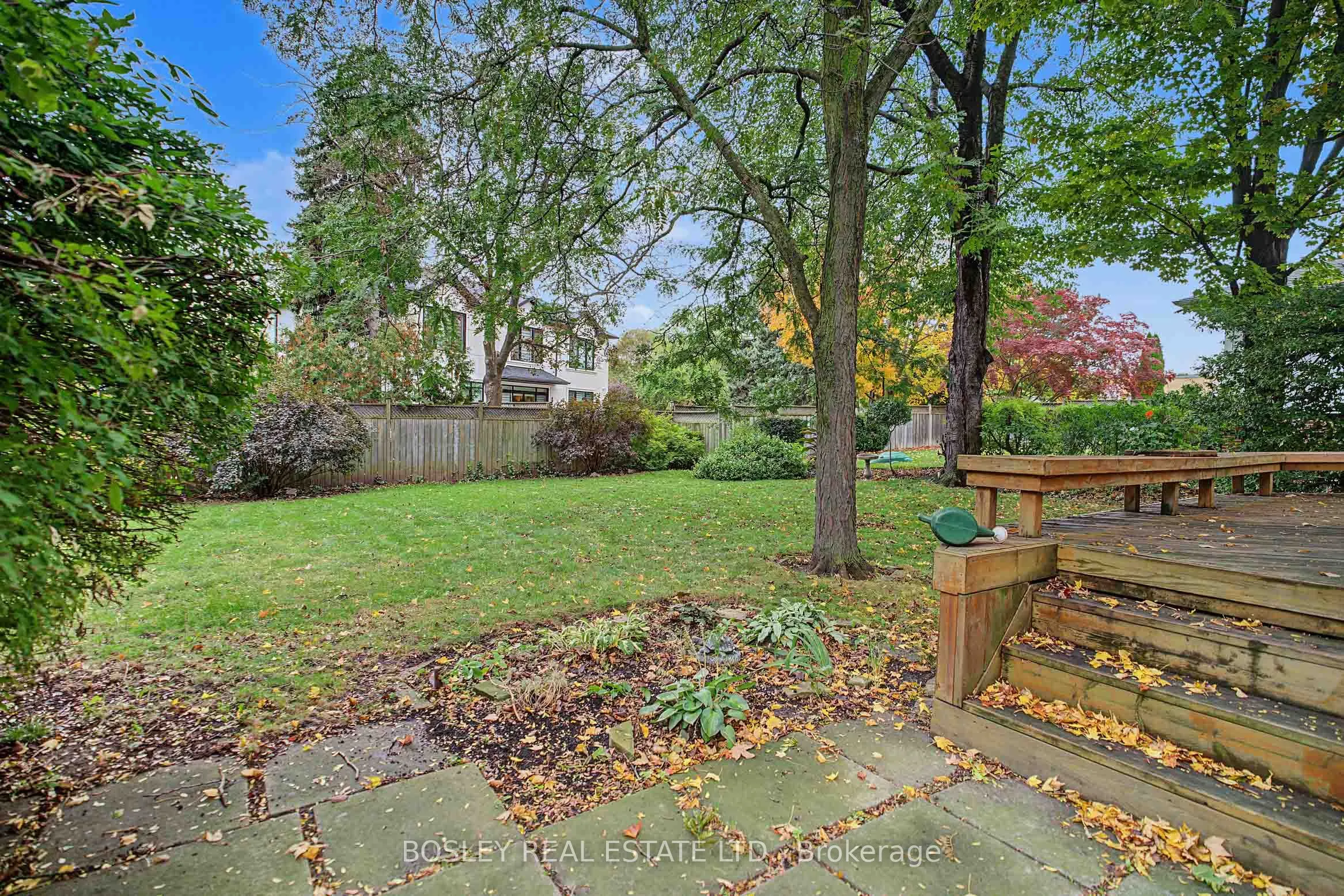 16 Shaughnessy Boulevard