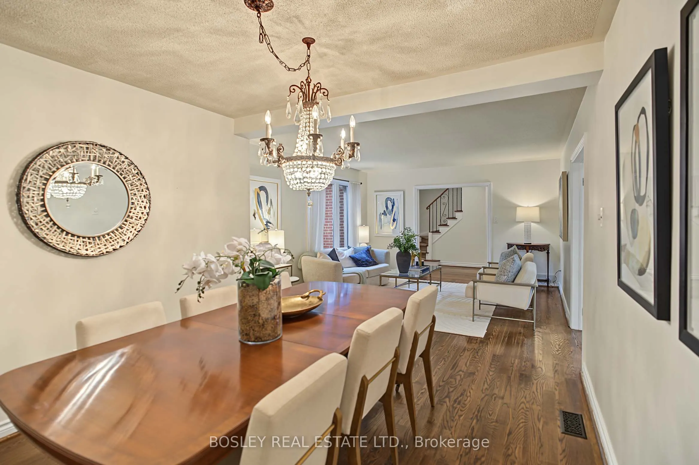 16 Shaughnessy Boulevard