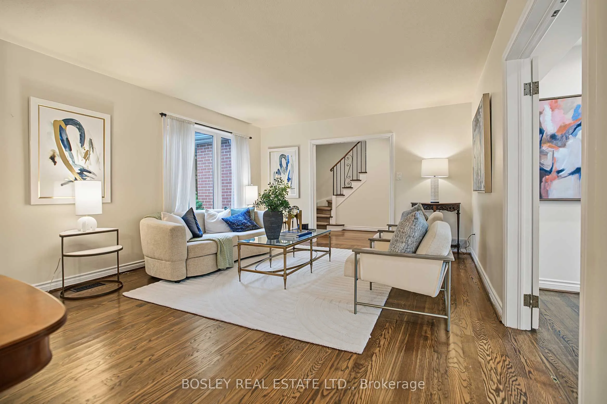16 Shaughnessy Boulevard