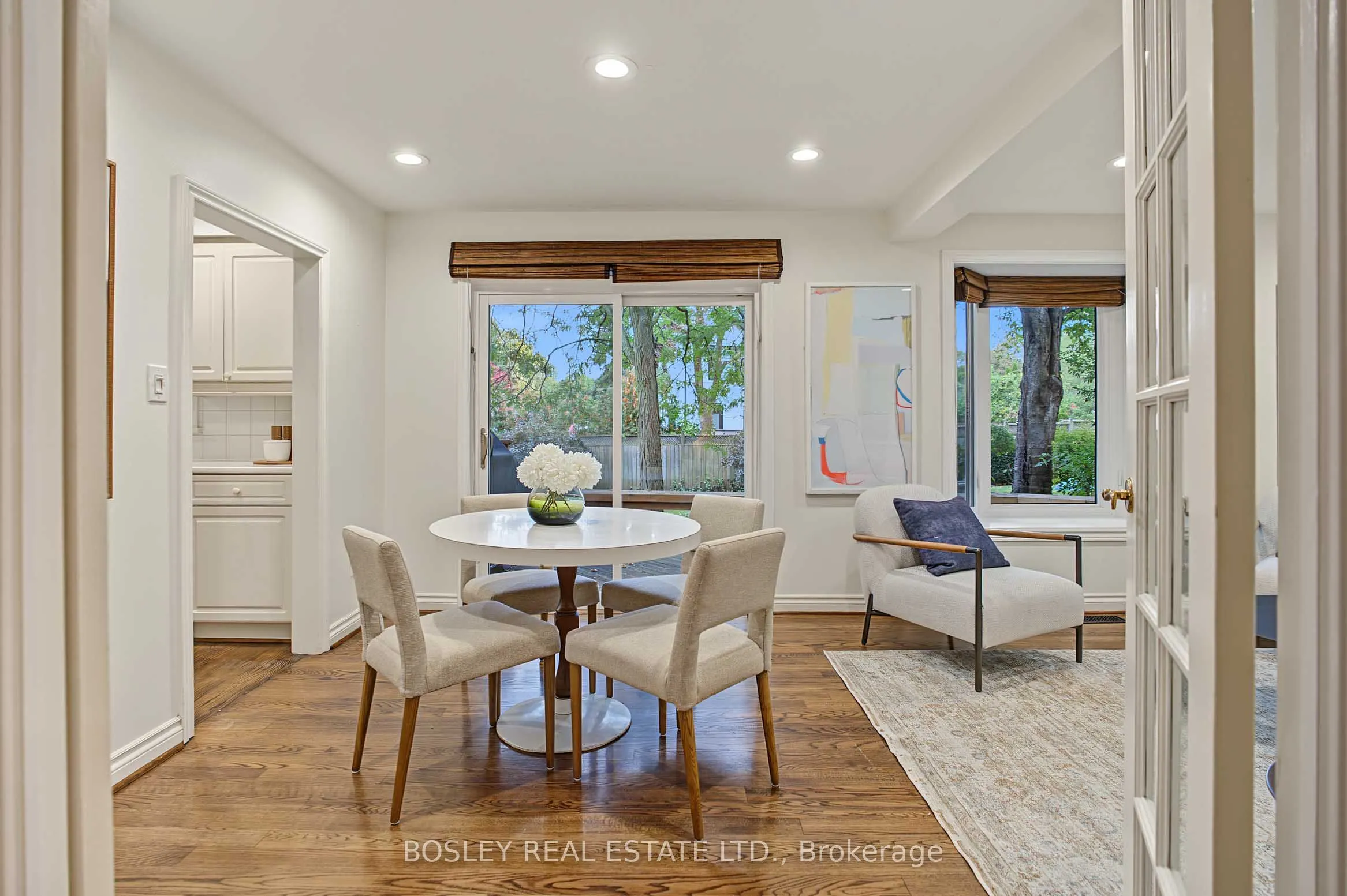 16 Shaughnessy Boulevard