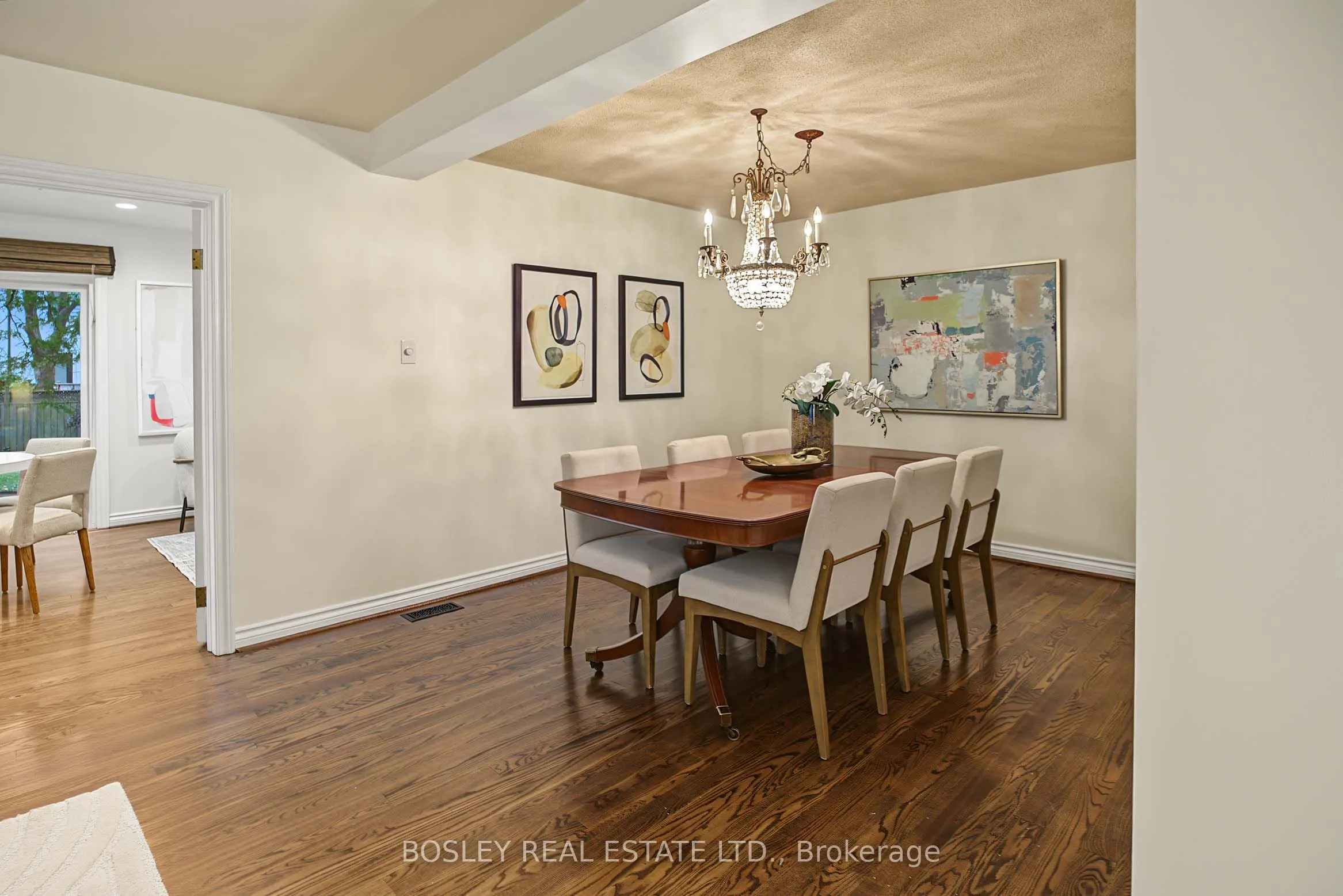 16 Shaughnessy Boulevard